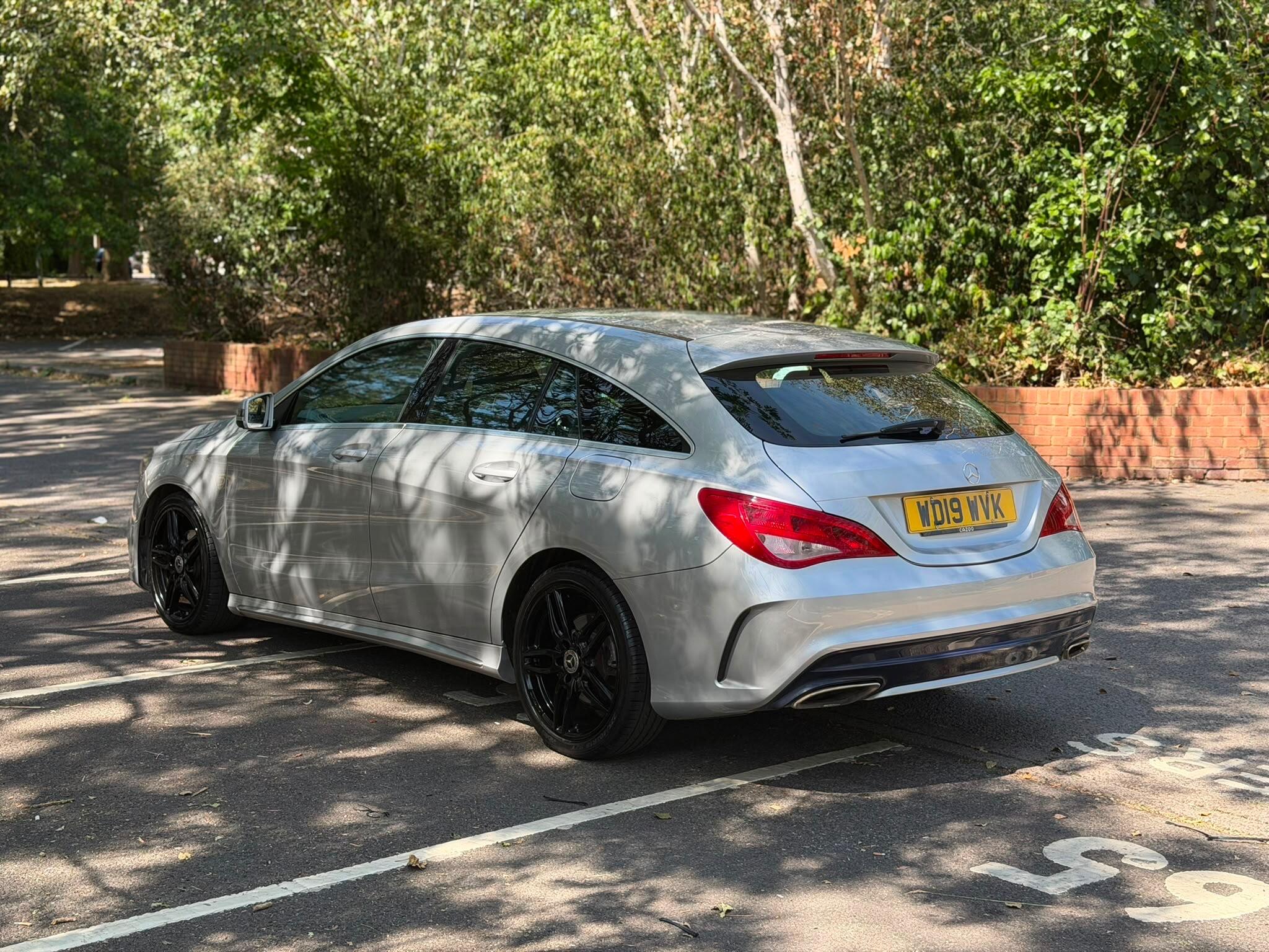 Mercedes-Benz Cla view 5