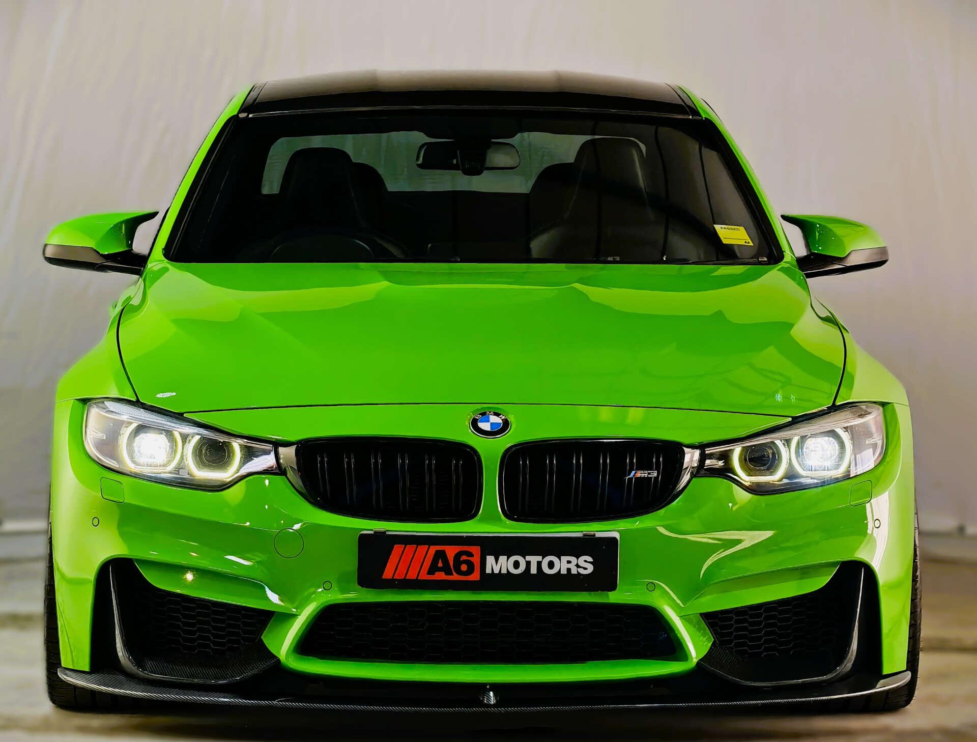 BMW M3 view 9