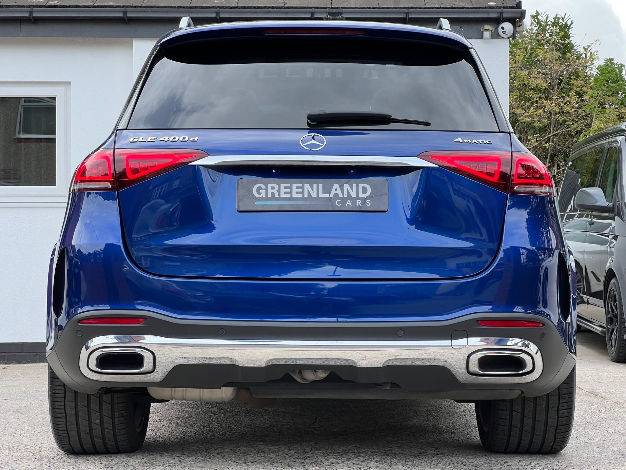 Mercedes-Benz GLE view 21