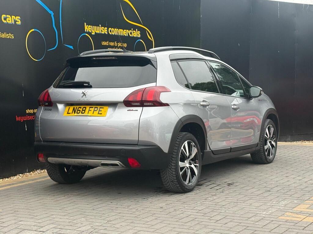 Peugeot 2008 view 5