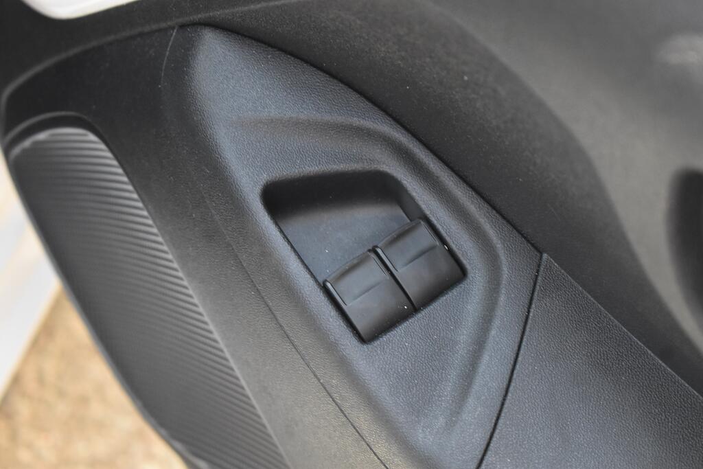 Peugeot 108 view 43