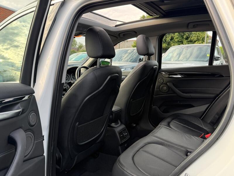 BMW X1 view 58