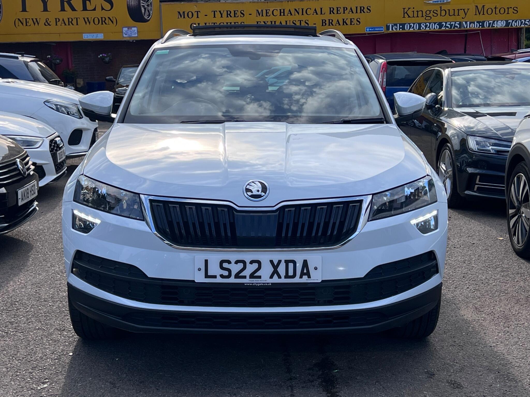 Skoda Karoq view 3