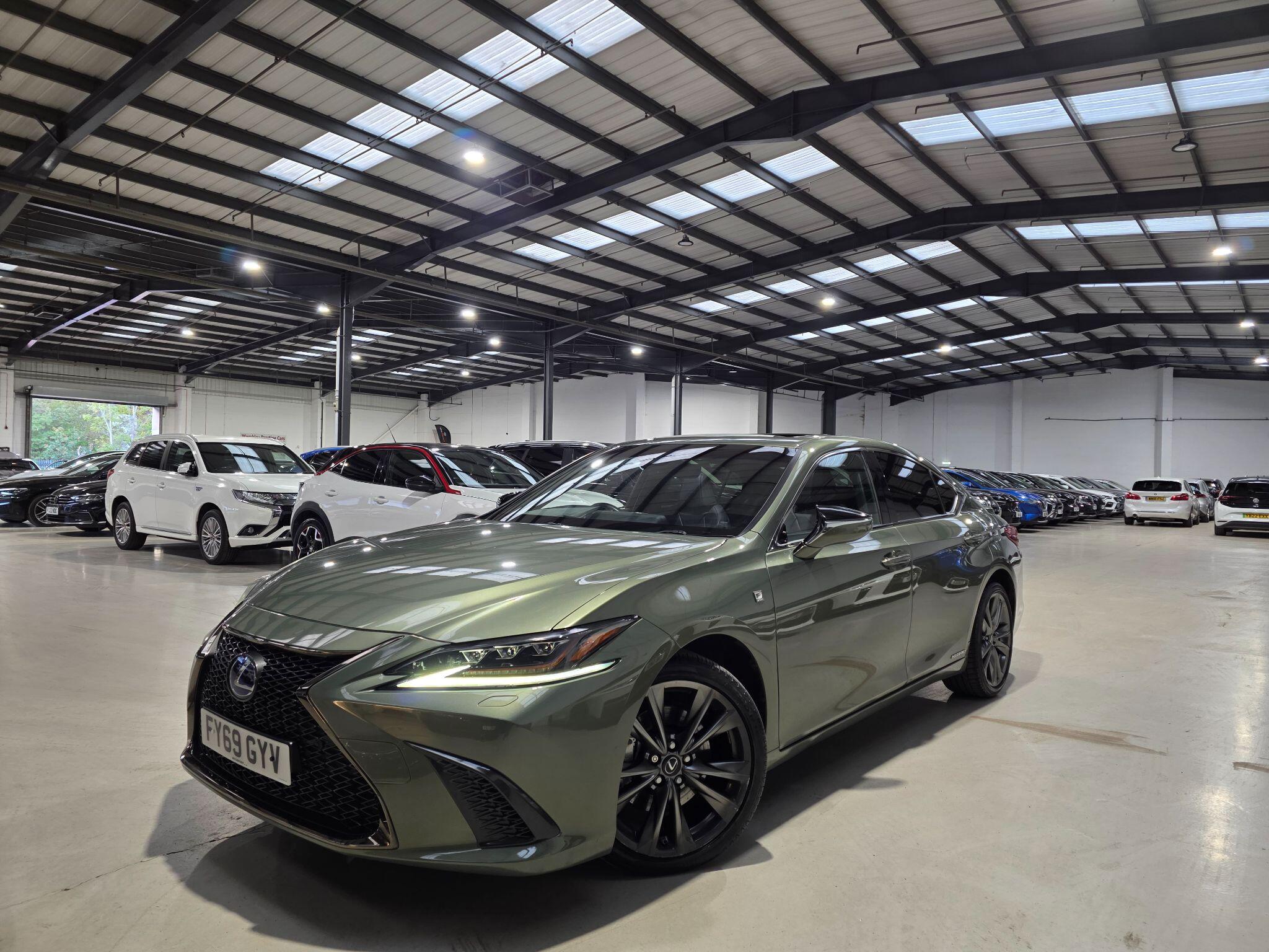 Lexus Es main image