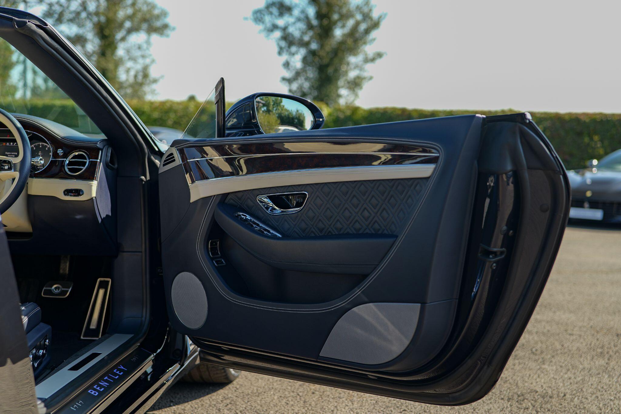 Bentley Continental view 25