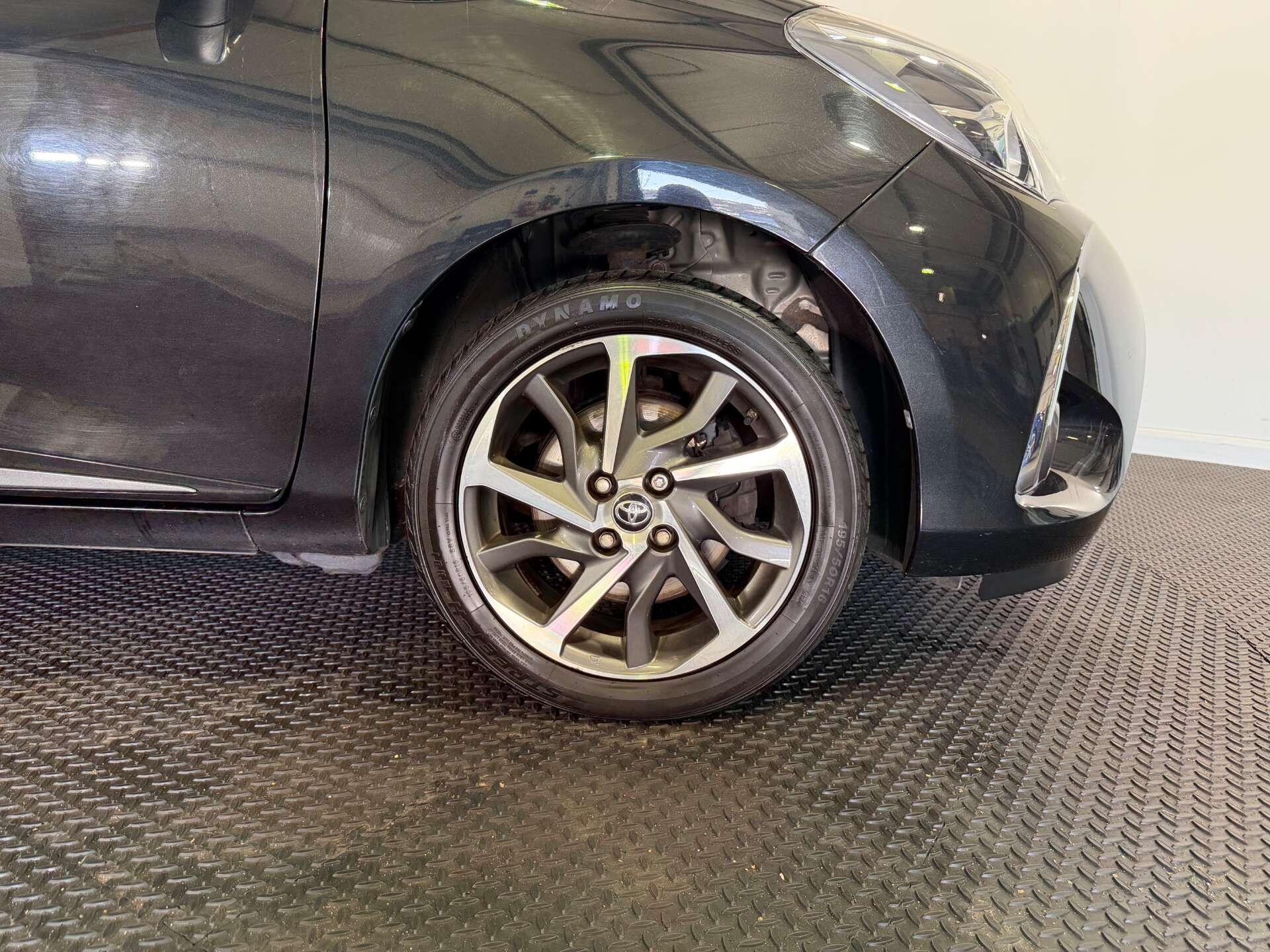 Toyota Yaris view 53
