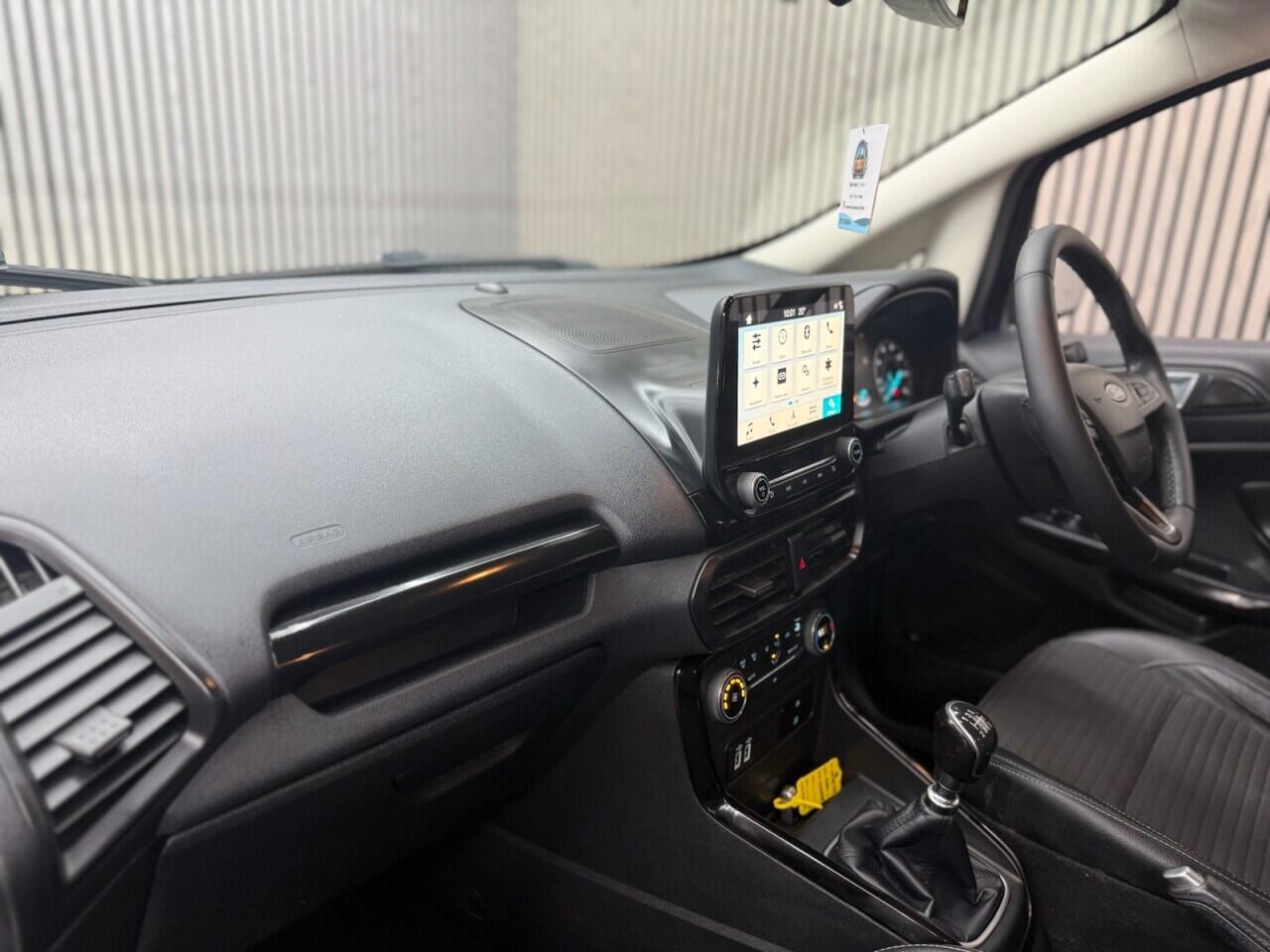 Ford Ecosport view 5