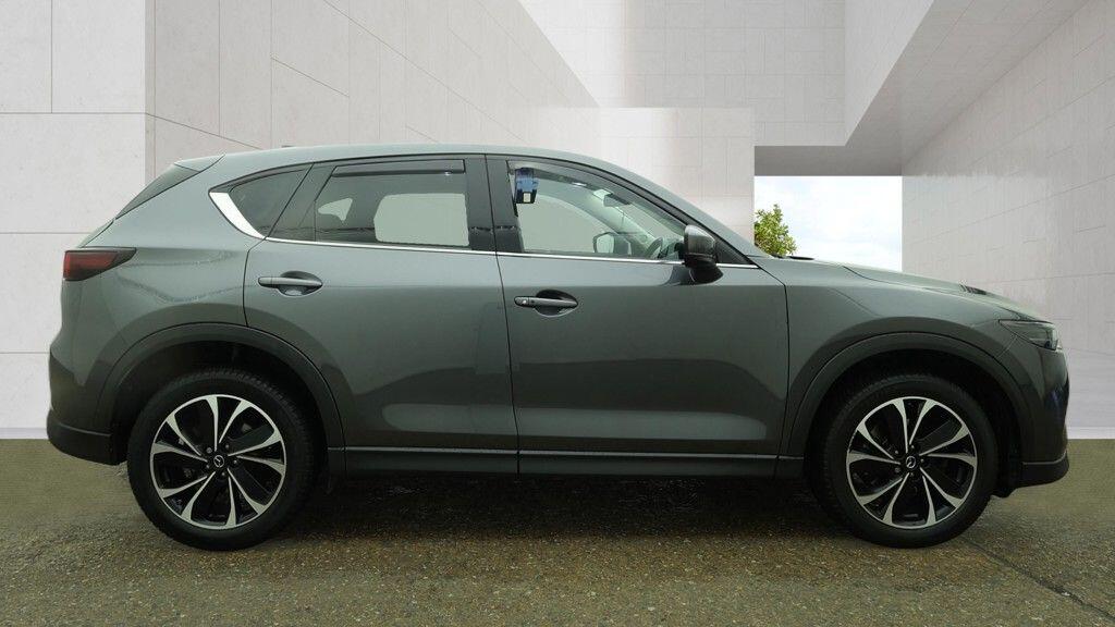 Mazda CX-5 view 4