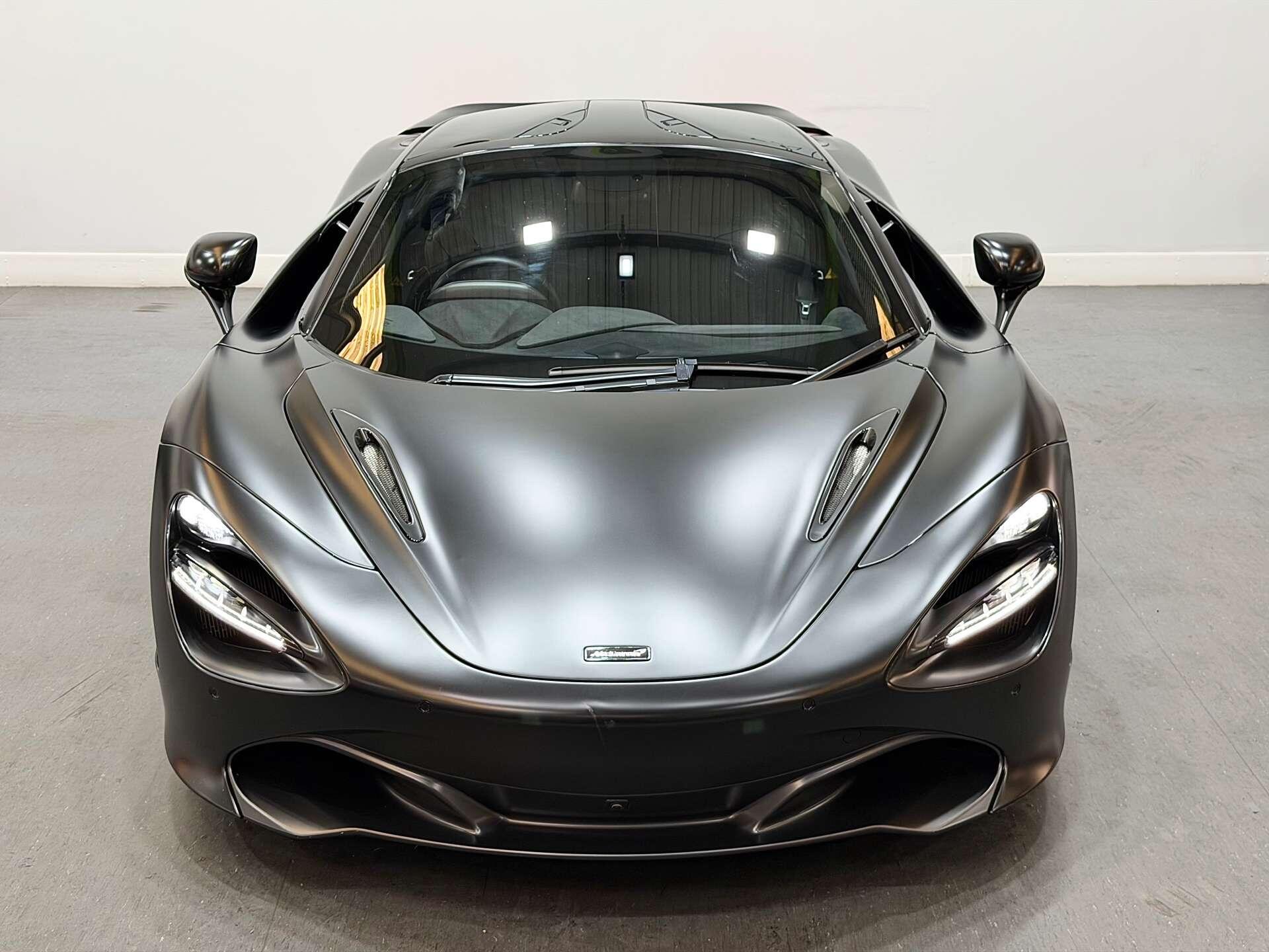 Mclaren 720s view 11