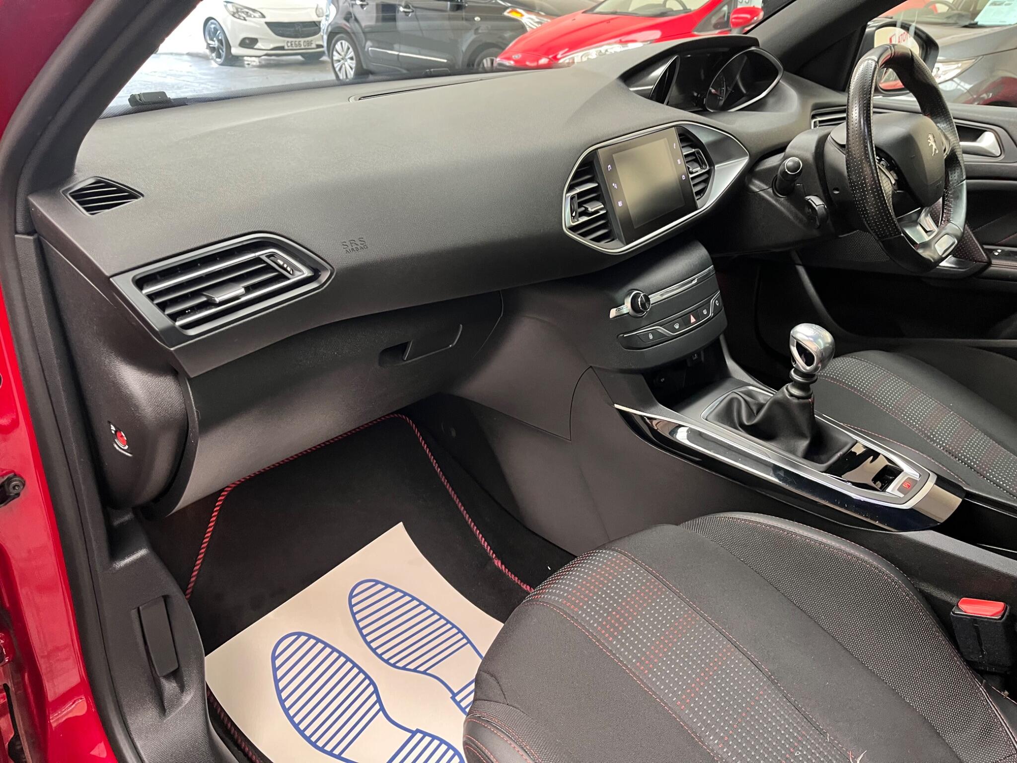 Peugeot 308 view 39