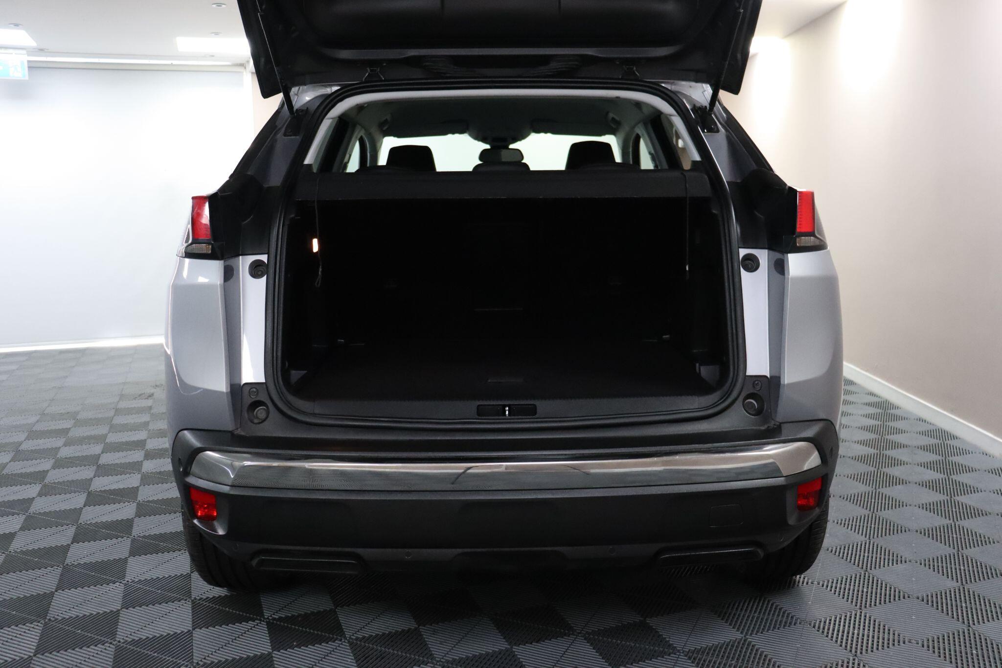 Peugeot 3008 view 14