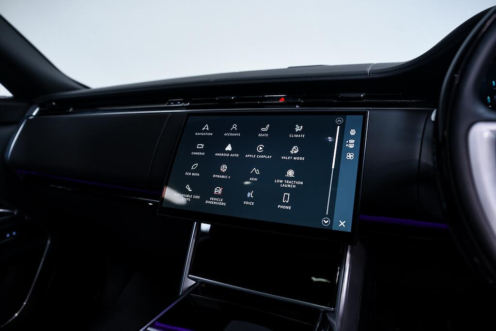 Land Rover Range Rover view 23