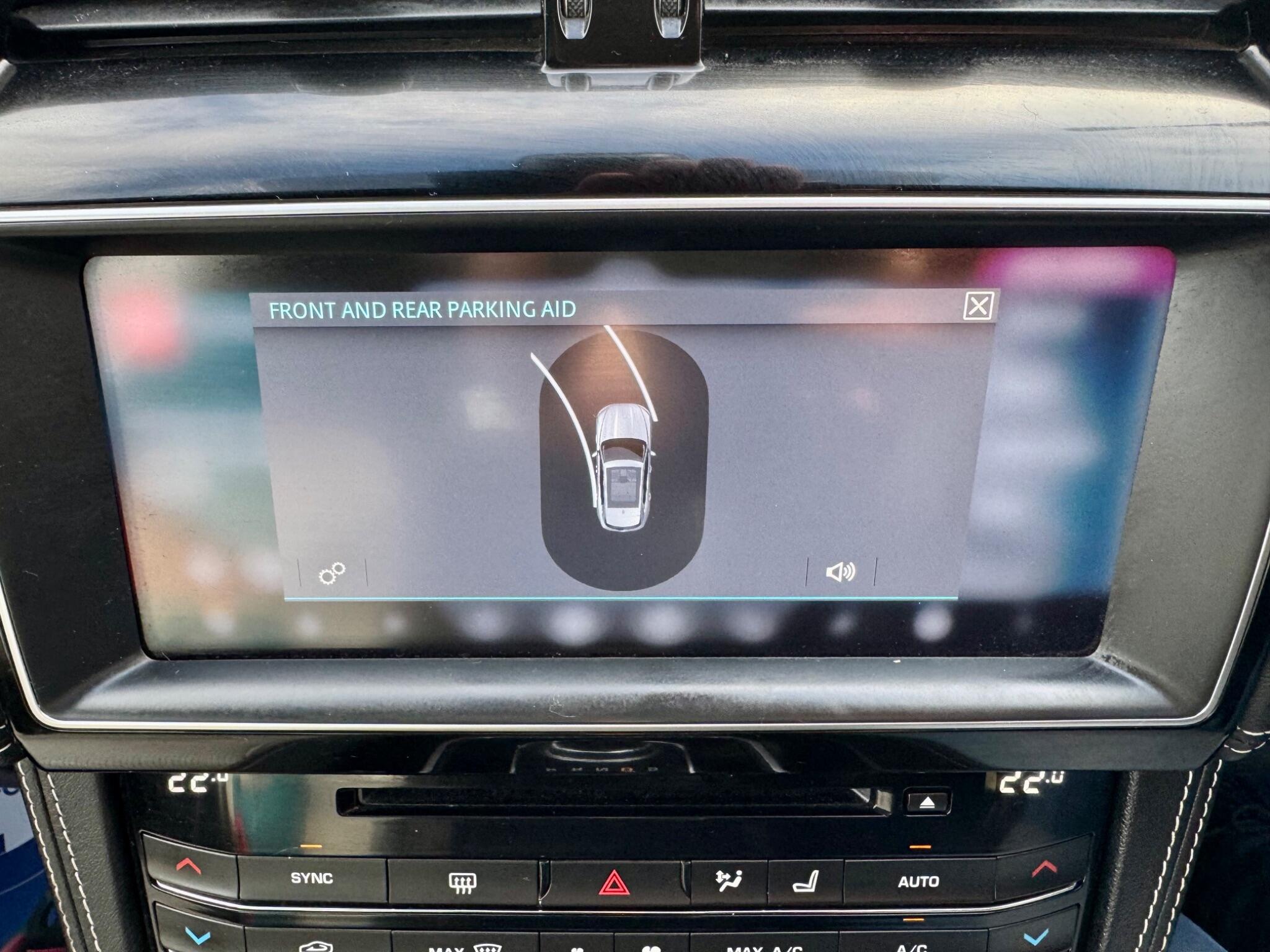 2018 Jaguar F-PACE 2.0 D180 R-Sport Auto AWD Euro 6 (s/s) 5dr • 39,000 miles image 16