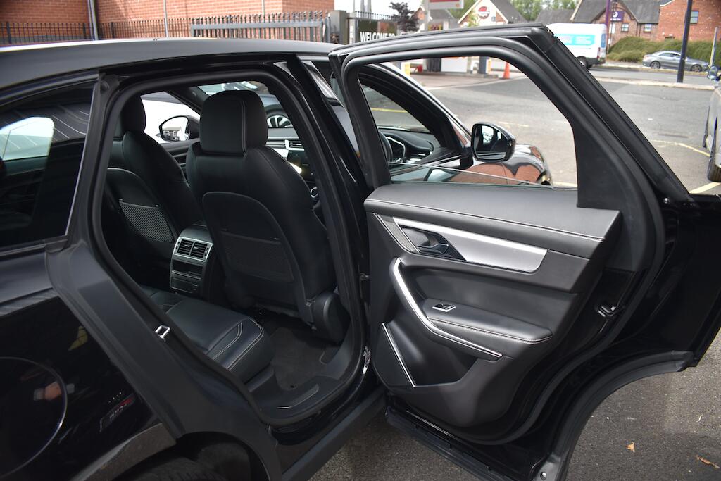 Jaguar F-Pace view 29
