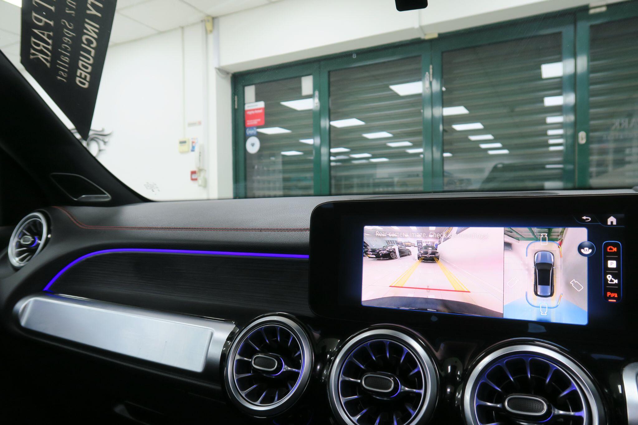Mercedes-Benz EQB view 16