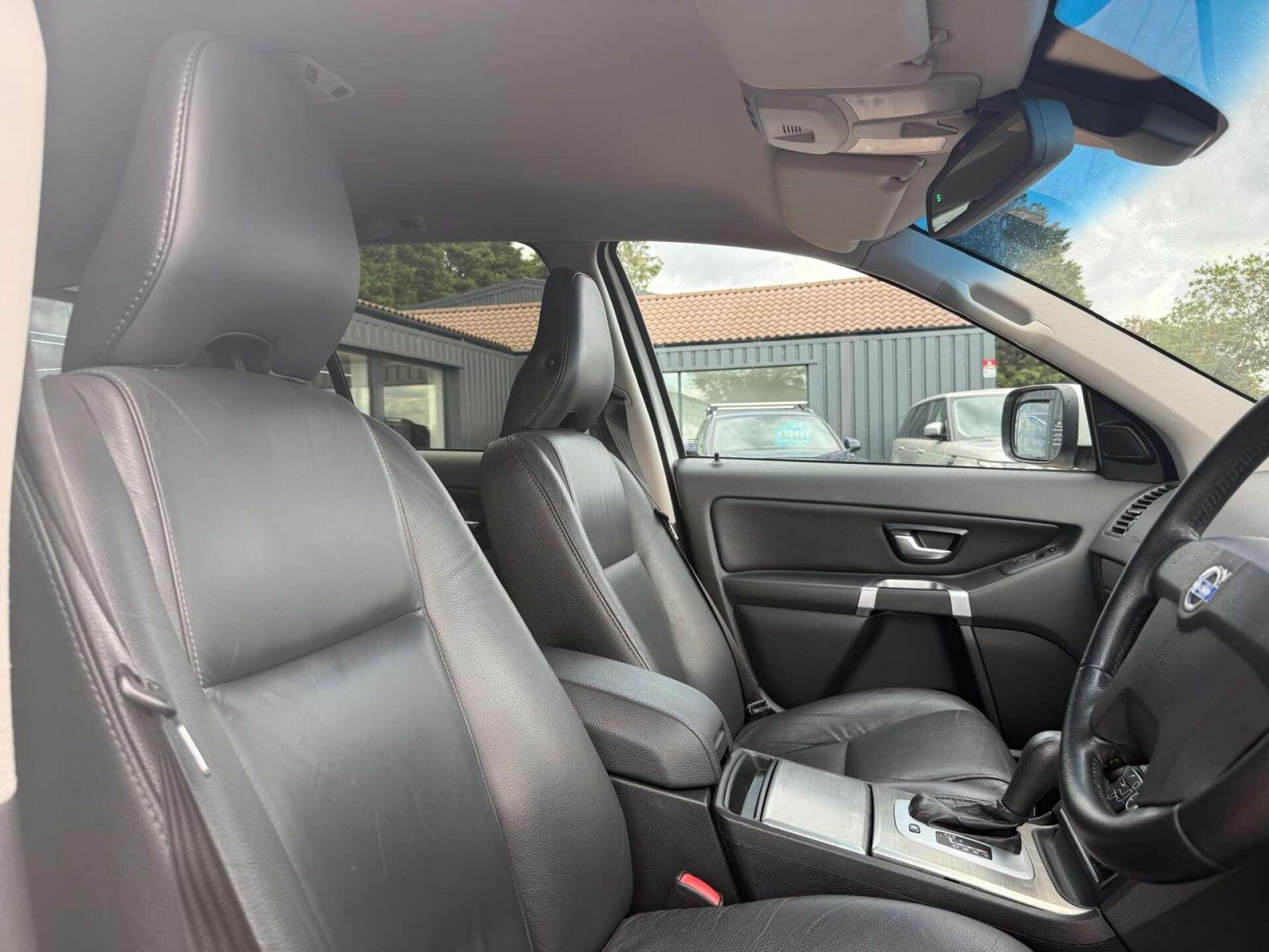 Volvo XC90 view 23