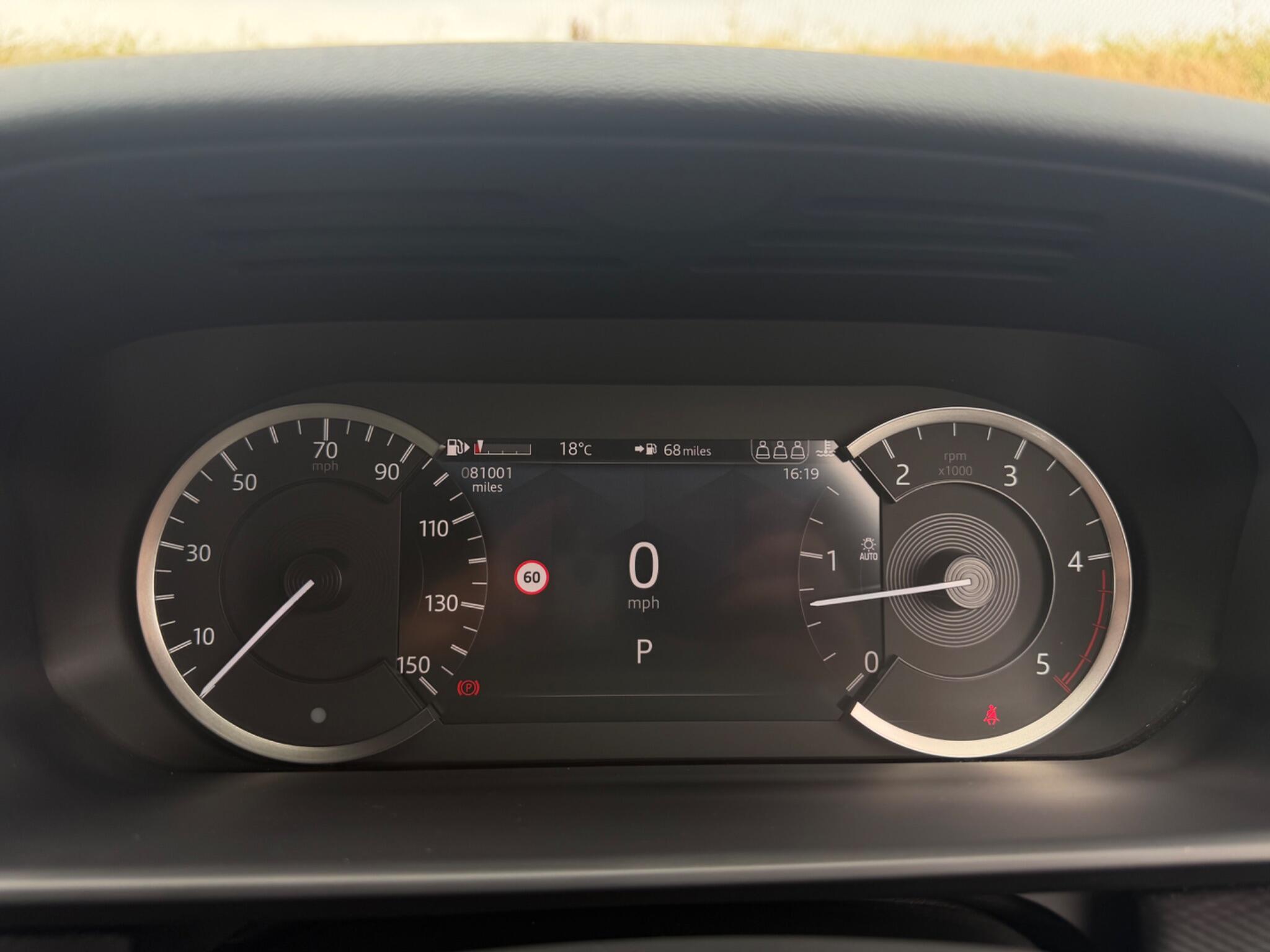 Land Rover Discovery 3 view 30
