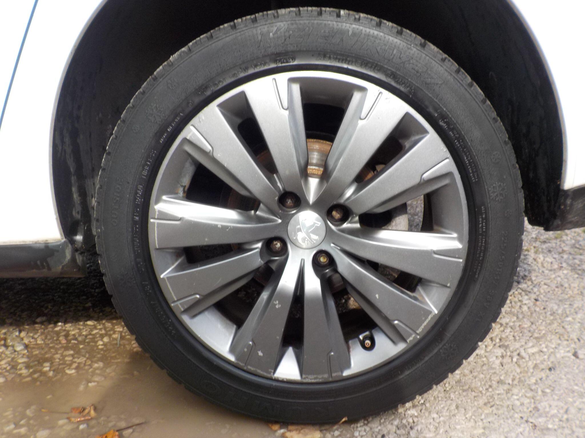 Peugeot 3008 1.6 HDi Active Euro 5 5dr