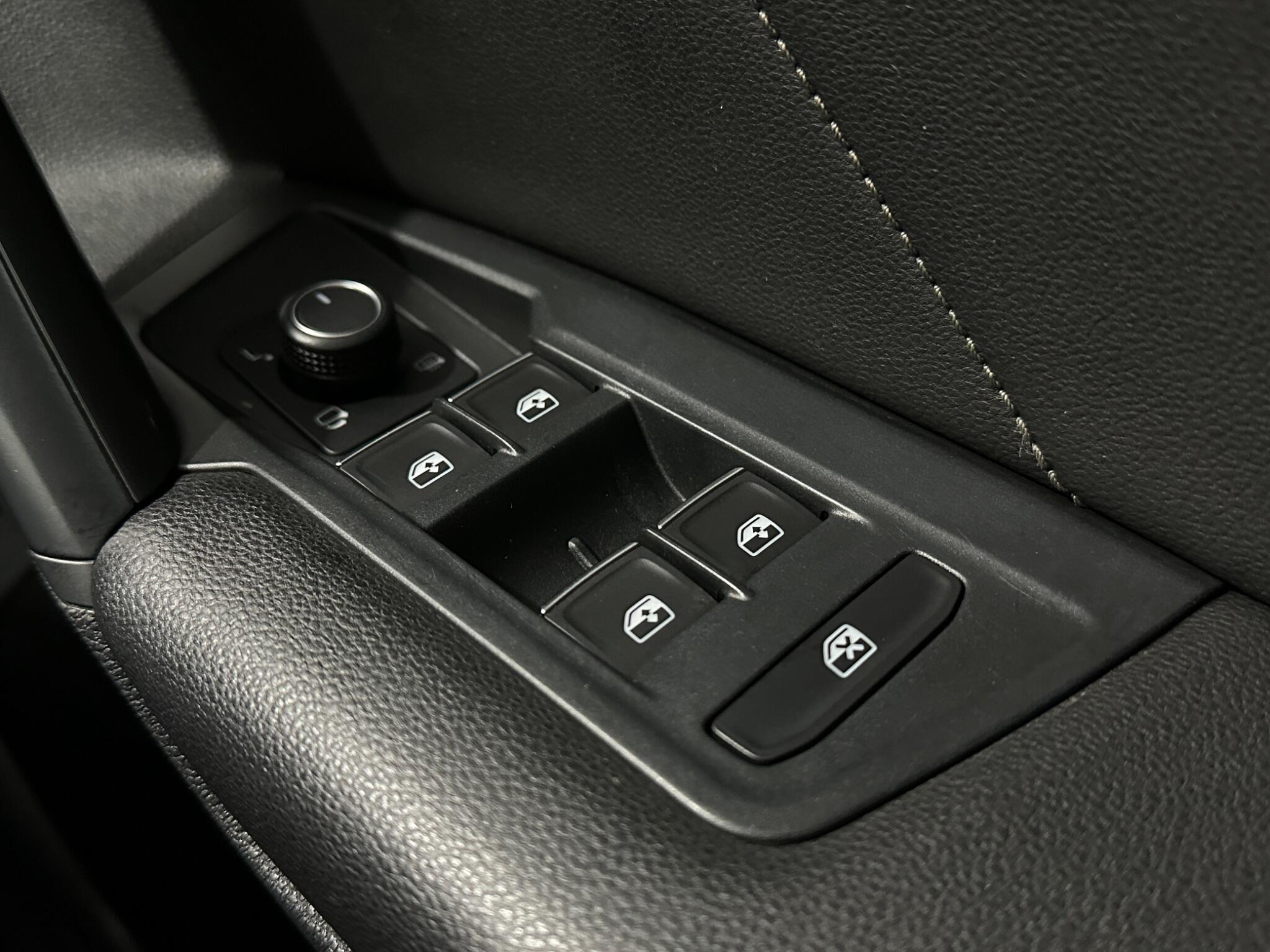 Volkswagen Tiguan view 19