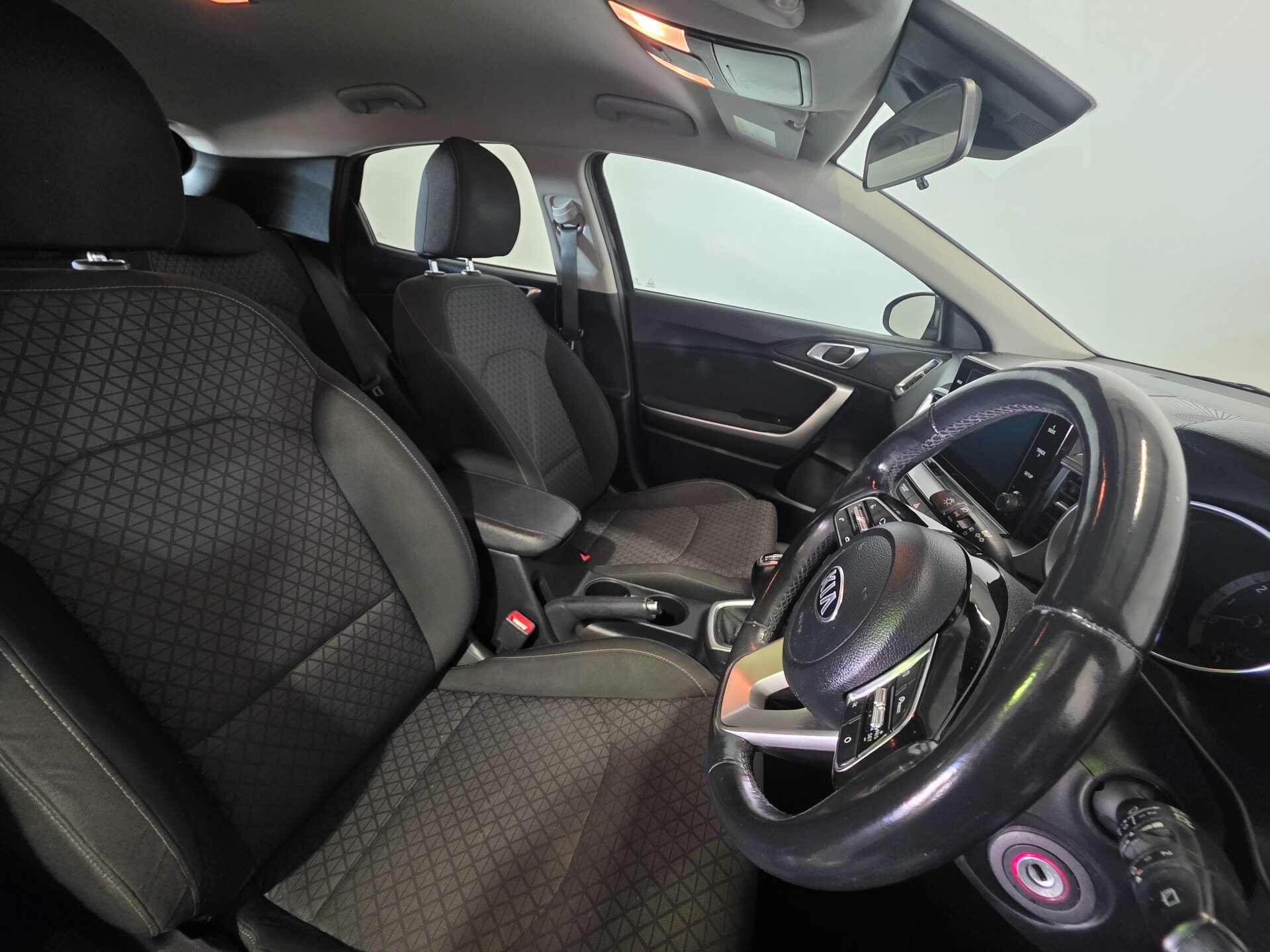 Kia Xceed view 12