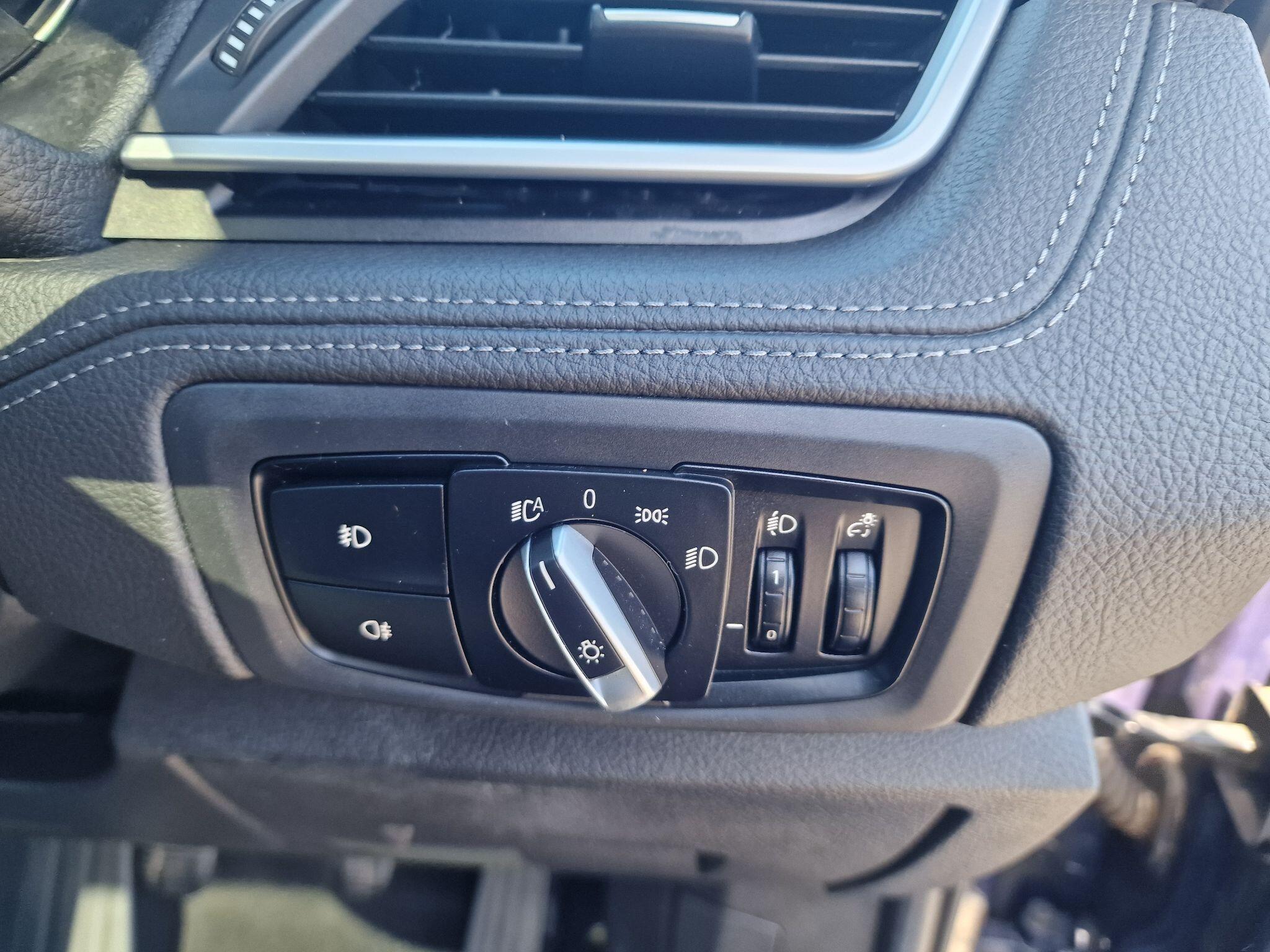 BMW 2 Series view 44