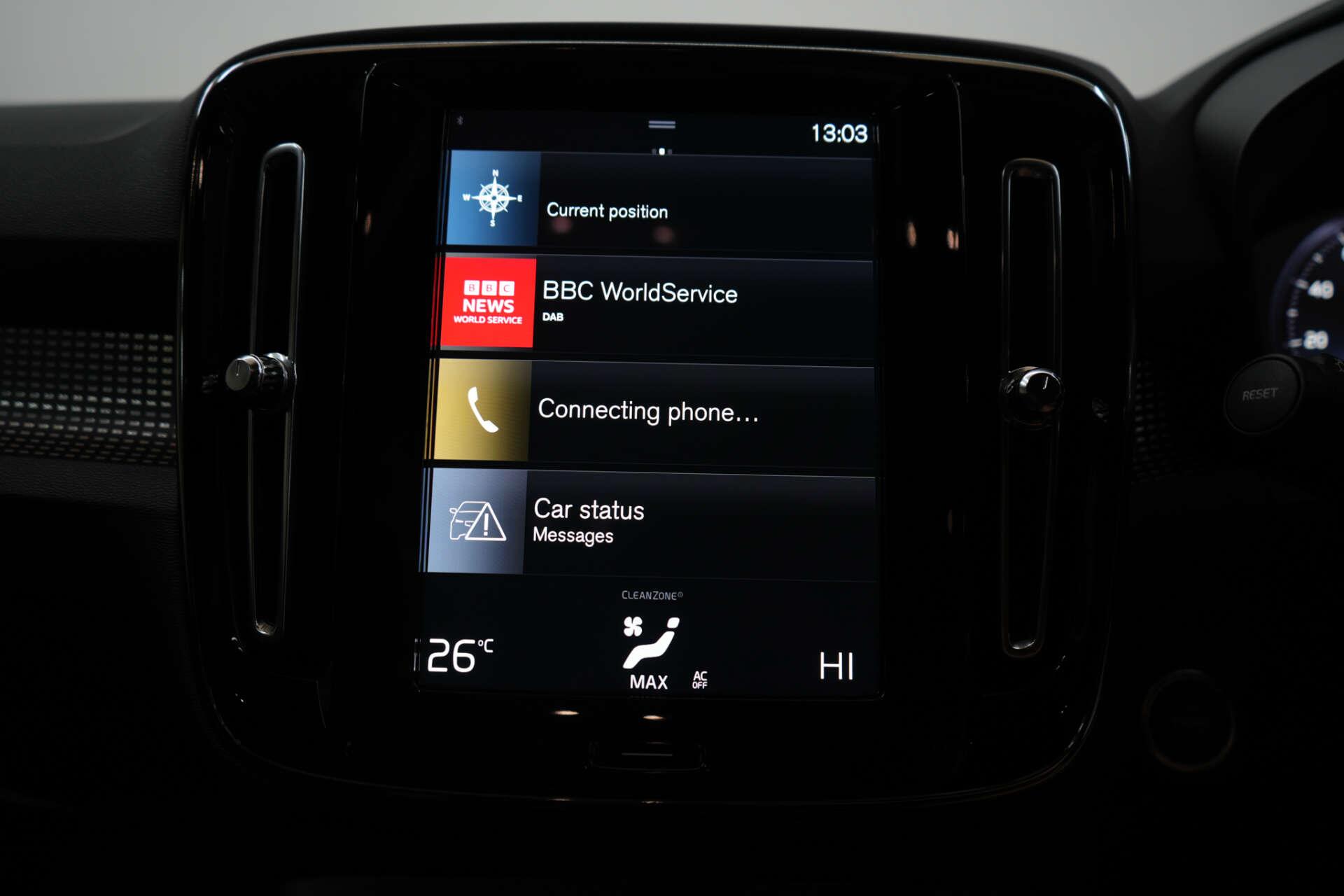 Volvo XC40 view 25