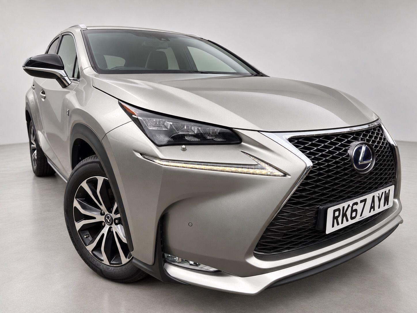 Lexus NX view 5