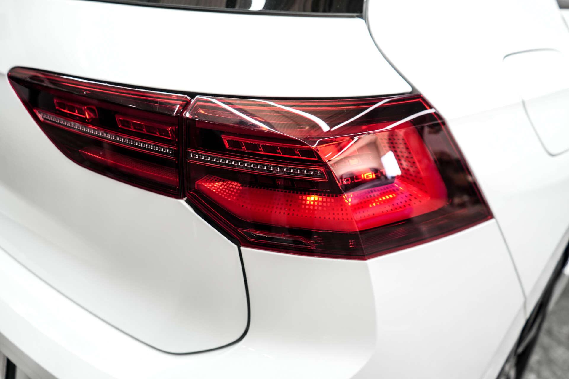 Volkswagen Golf view 12
