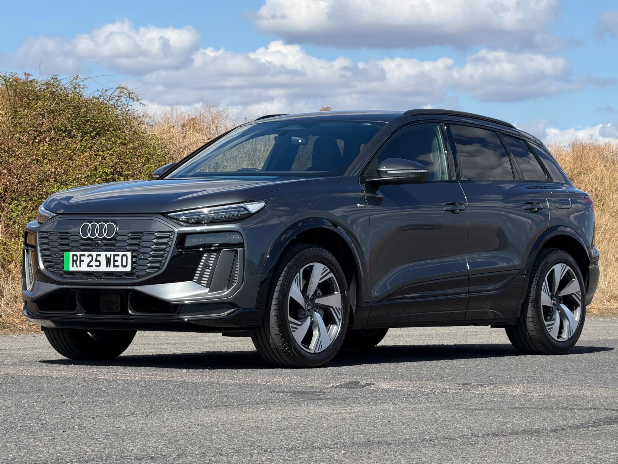 Audi E-Tron view 4