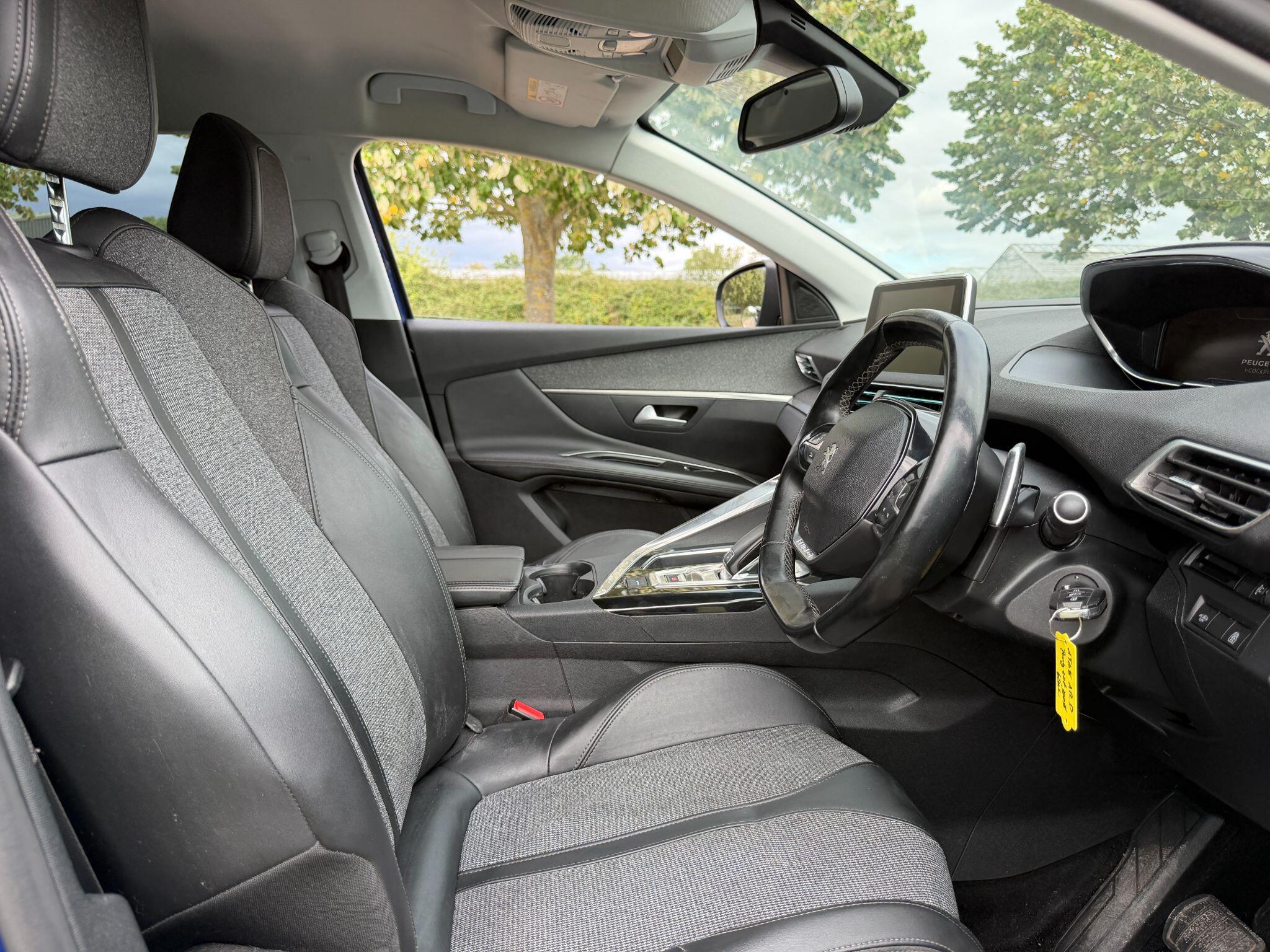 Peugeot 3008 view 23