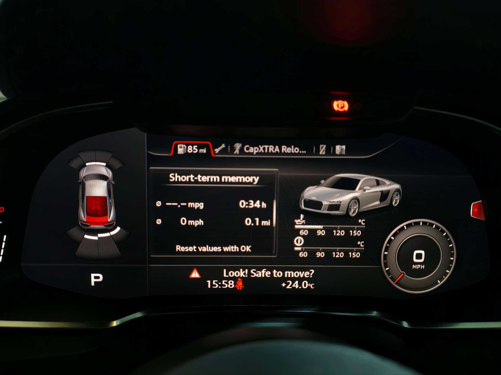 Audi R8 view 44