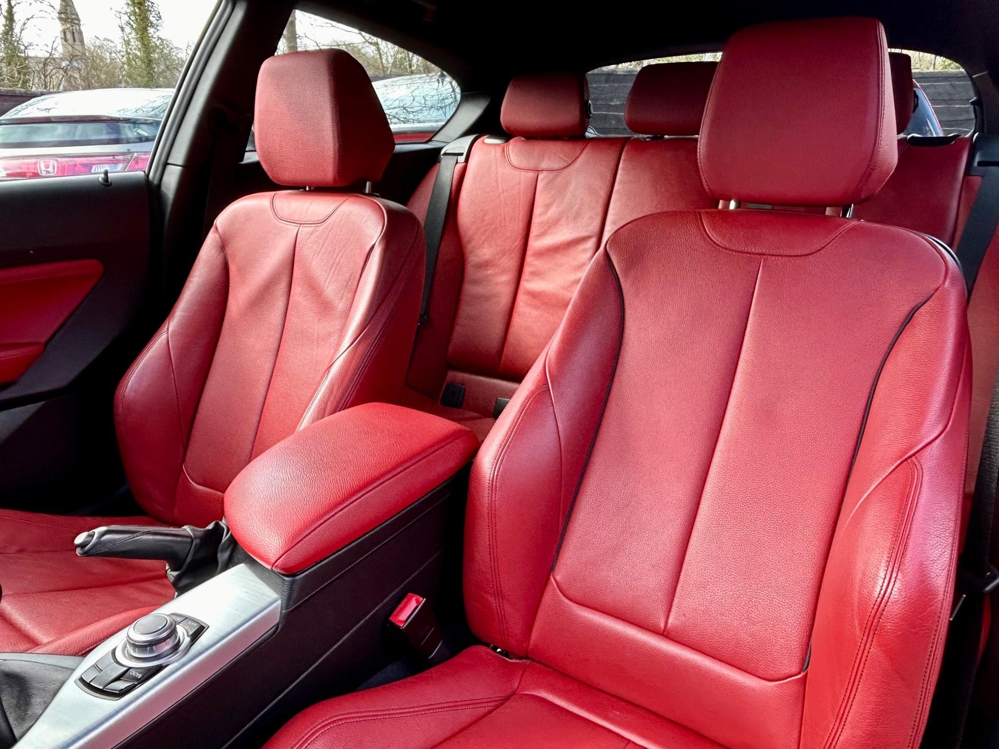 BMW 1 Series view 17