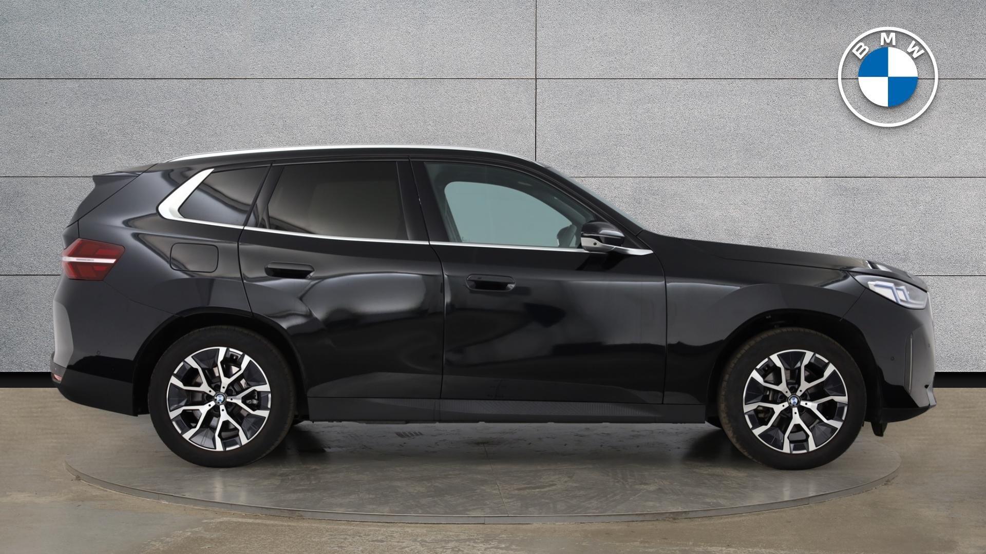 BMW X3 view 3