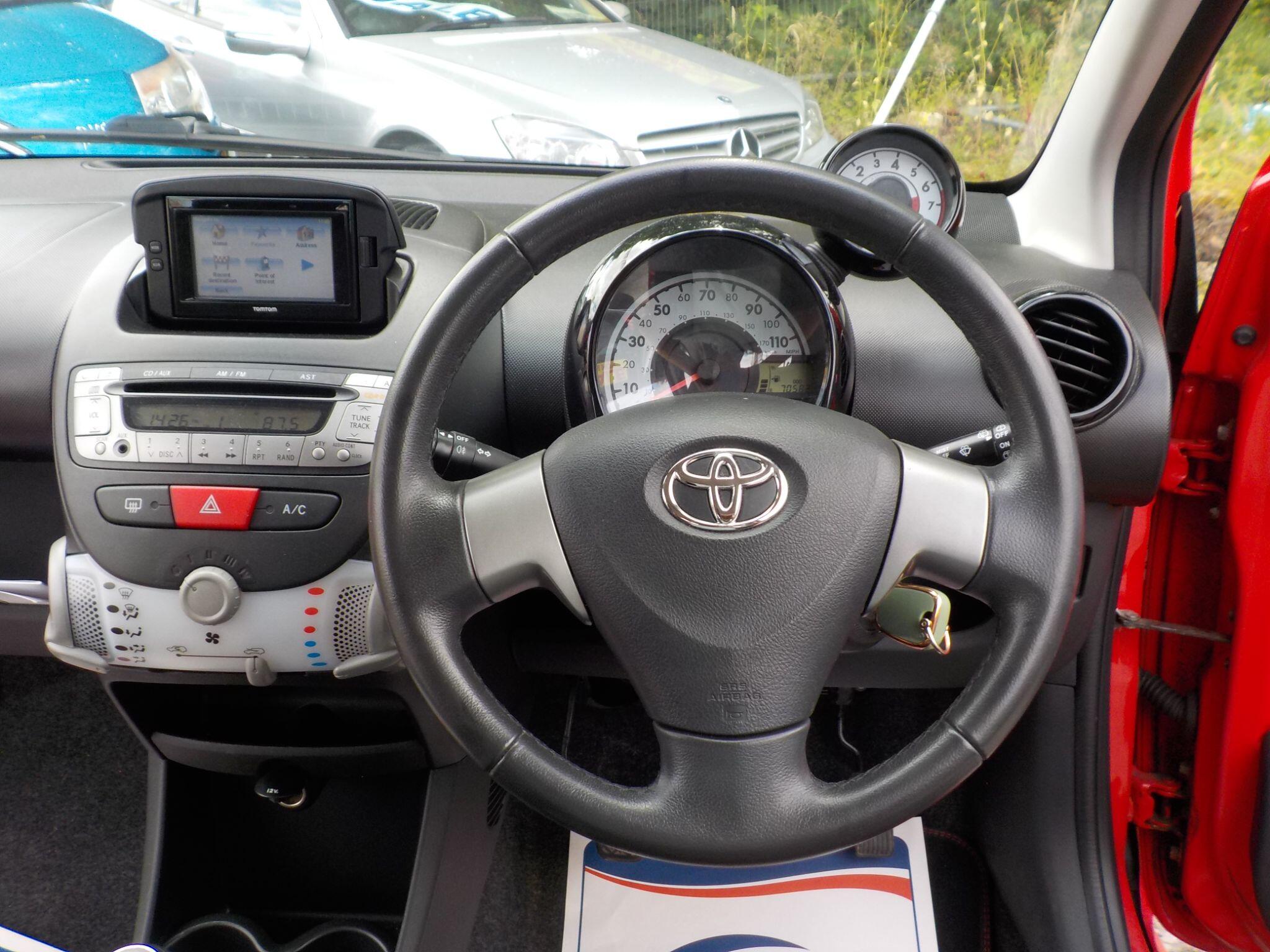 Toyota AYGO 1.0 VVT-i Move Euro 5 3dr