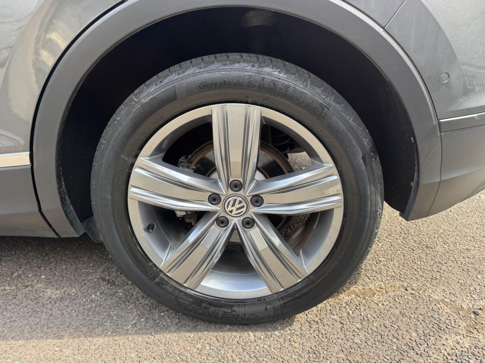 Volkswagen Tiguan view 48