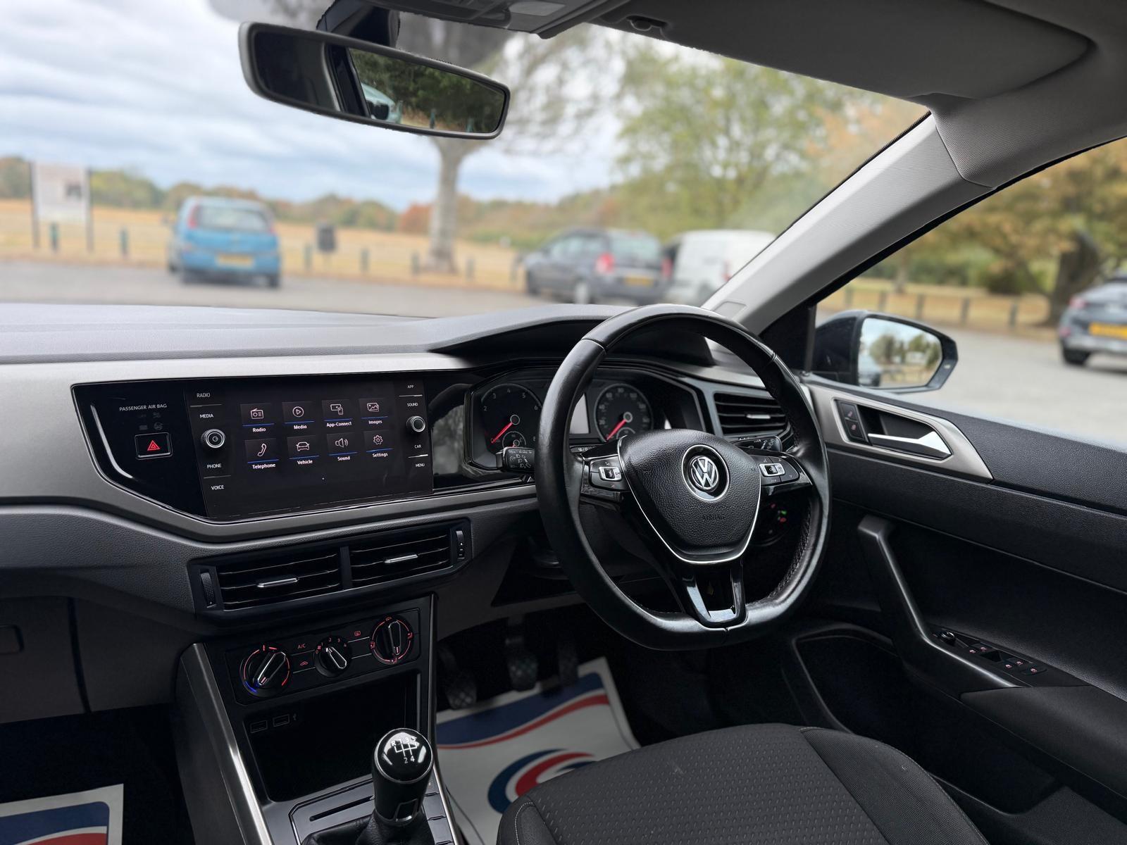 Volkswagen Polo view 25