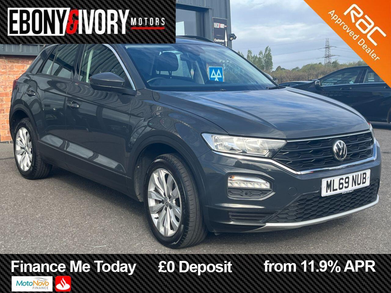 Volkswagen T-Roc view 7
