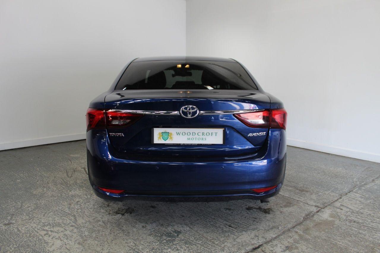 Toyota Avensis view 14
