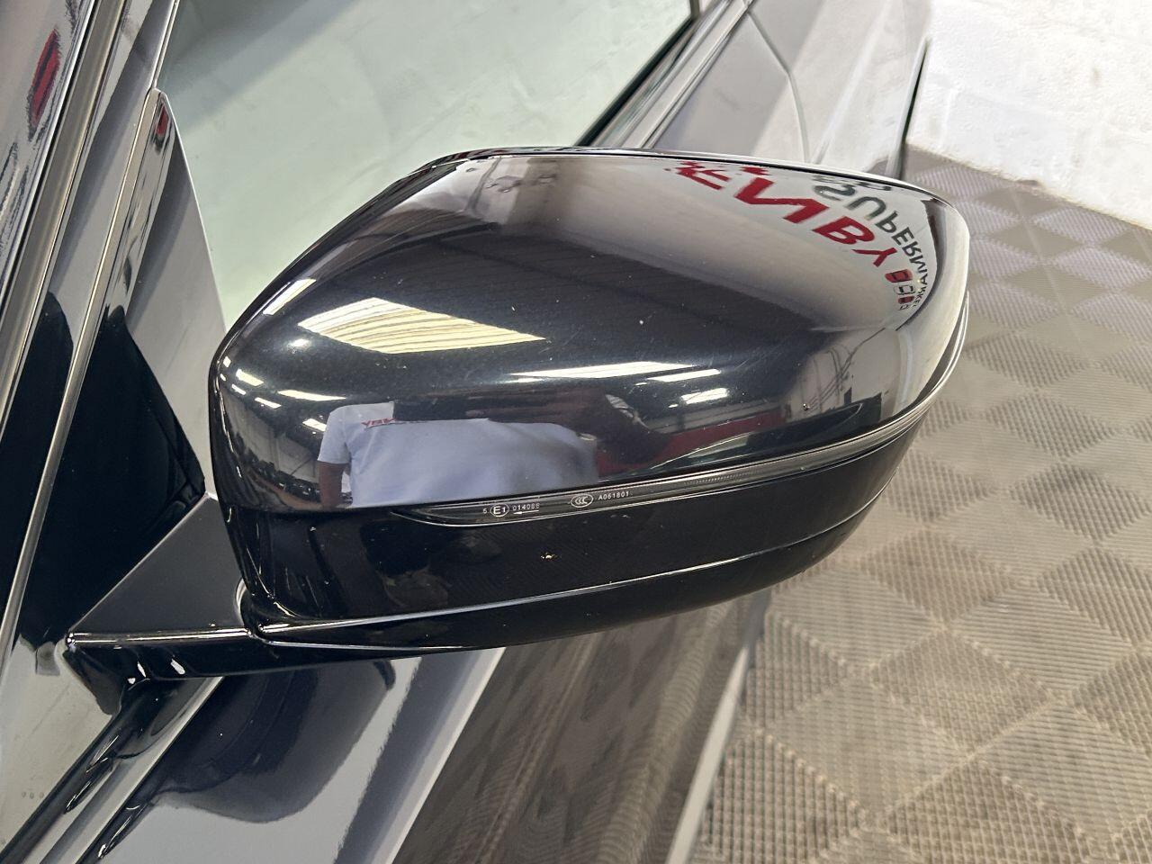 BMW 5 Series view 13