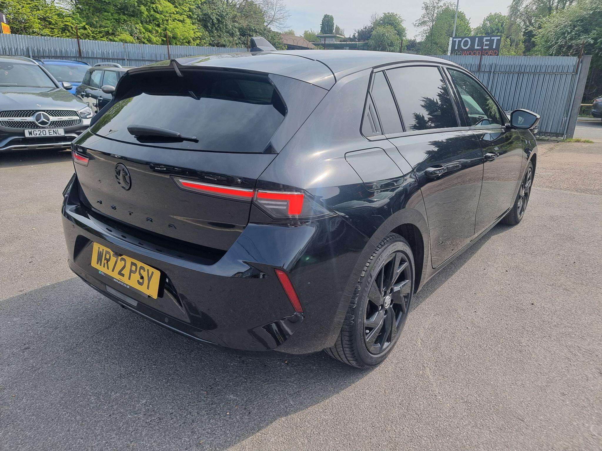 Vauxhall Astra view 3
