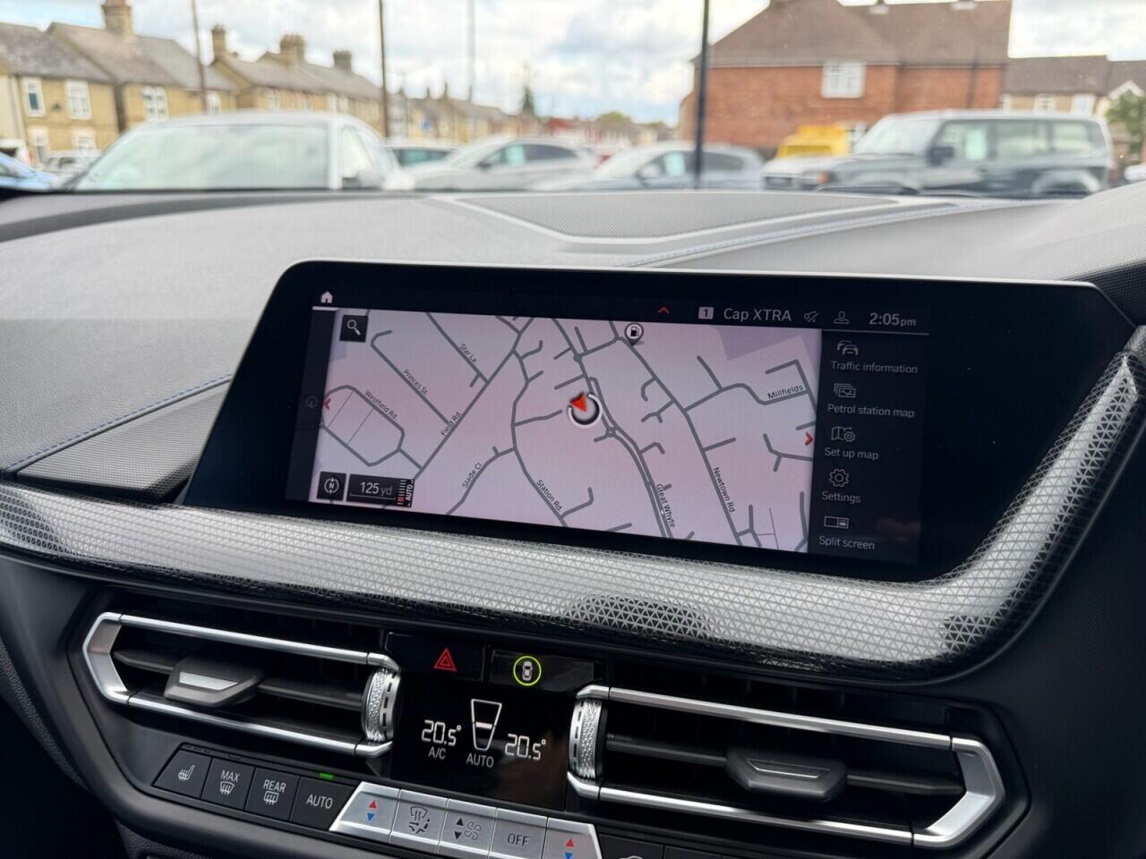 BMW 1 Series view 24