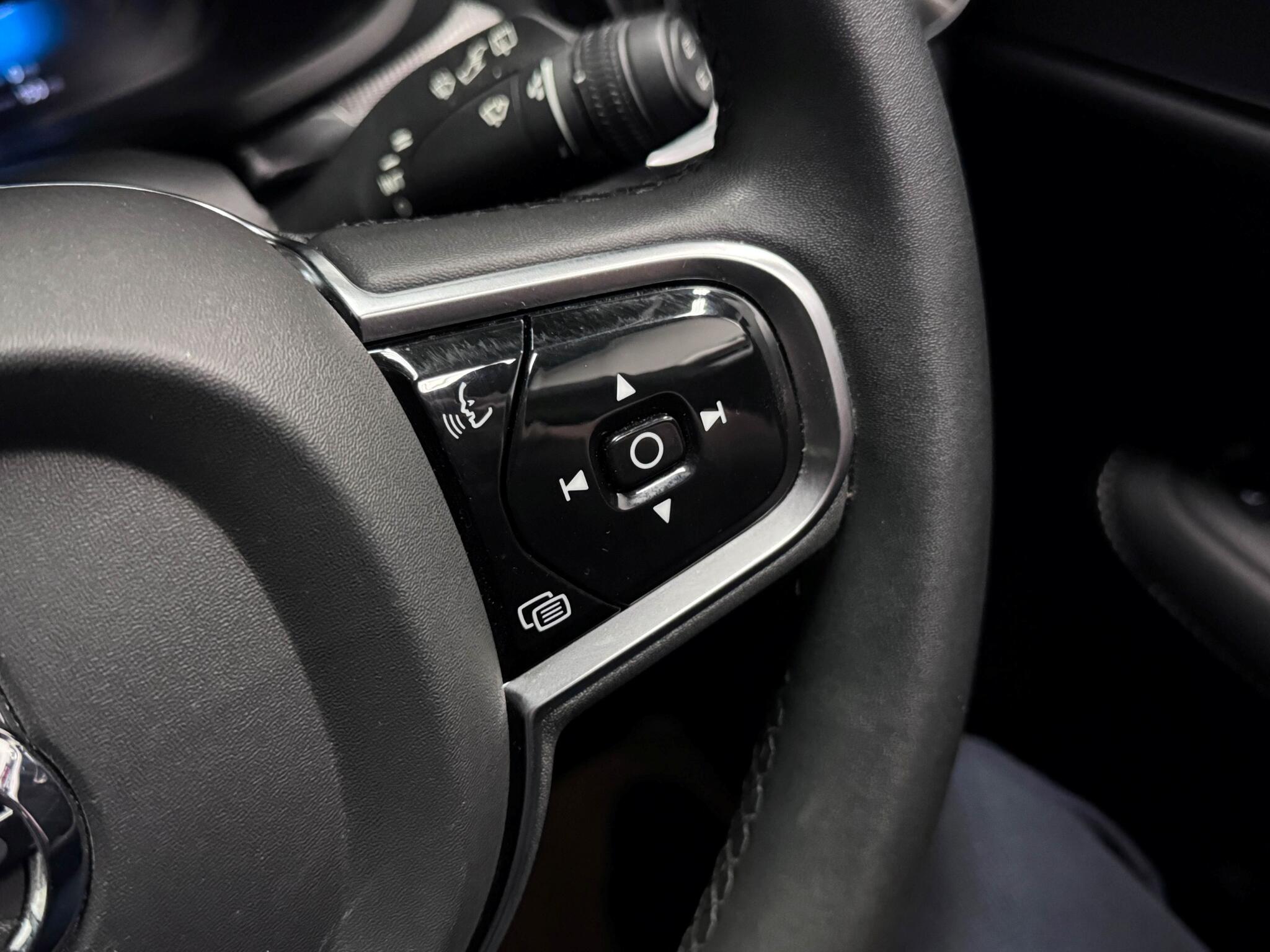 Volvo V60 view 16