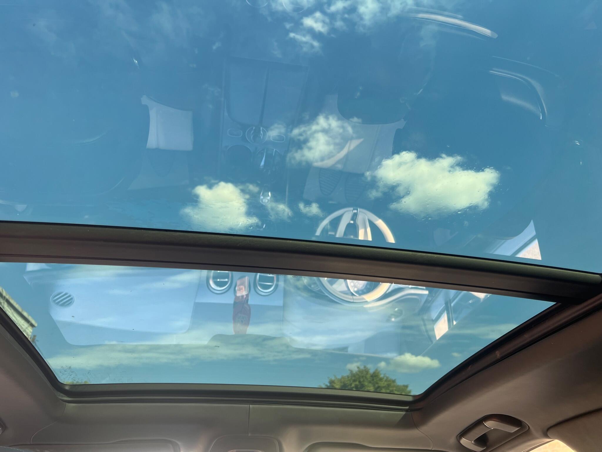 Bentley Bentayga view 39
