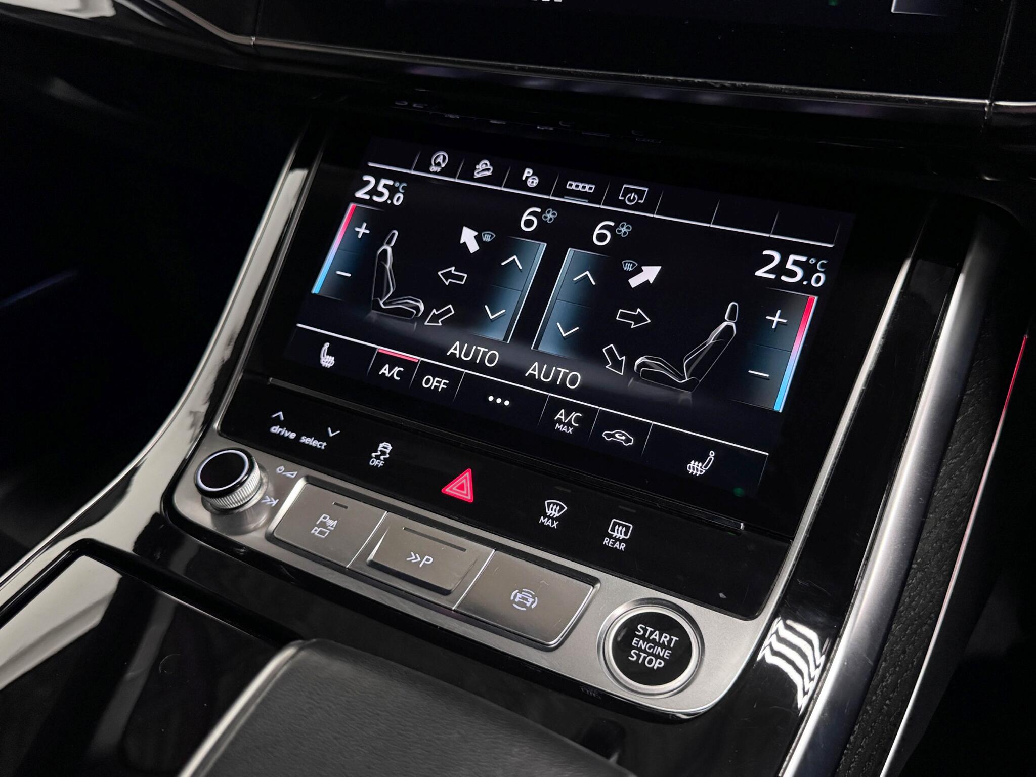 Audi Q8 view 39