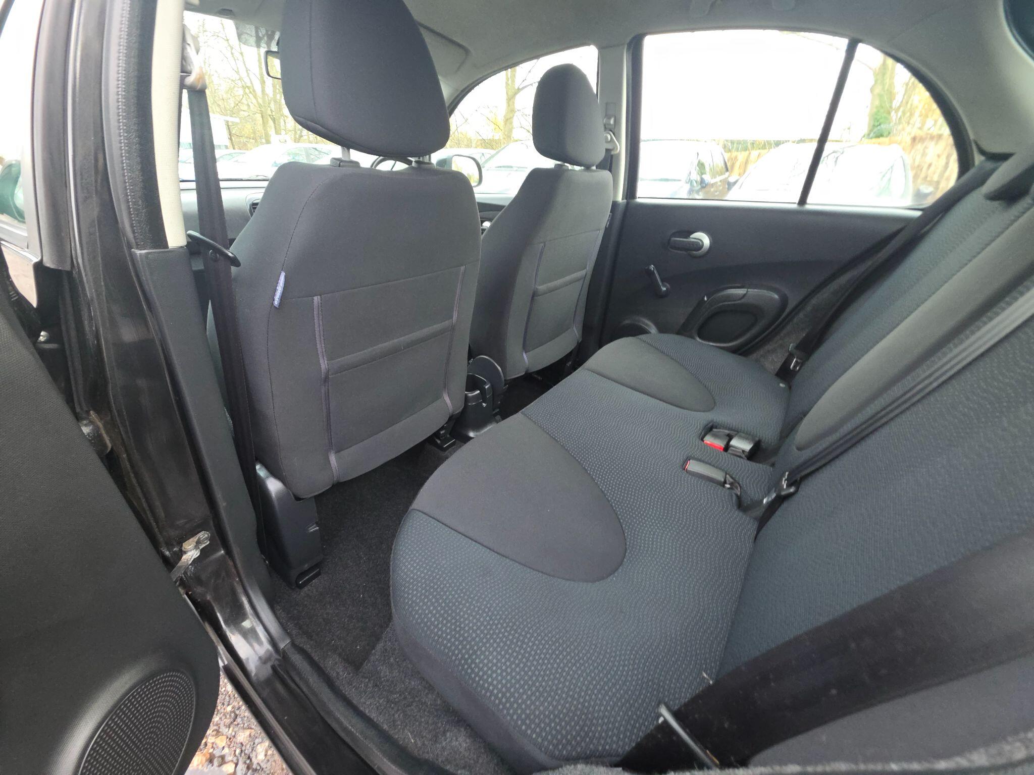 2009 Nissan Micra image 16