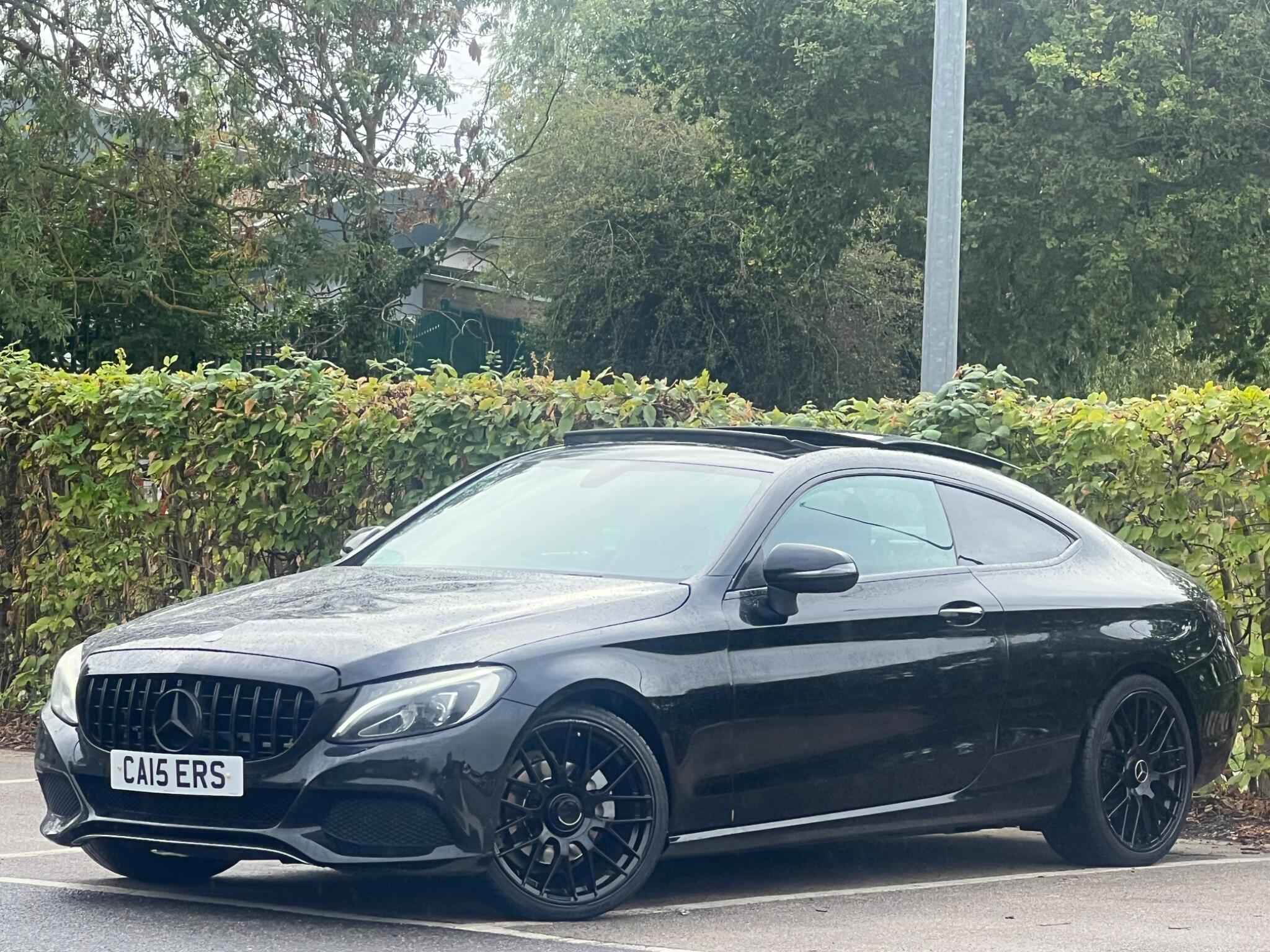 Mercedes-Benz C-Class view 4