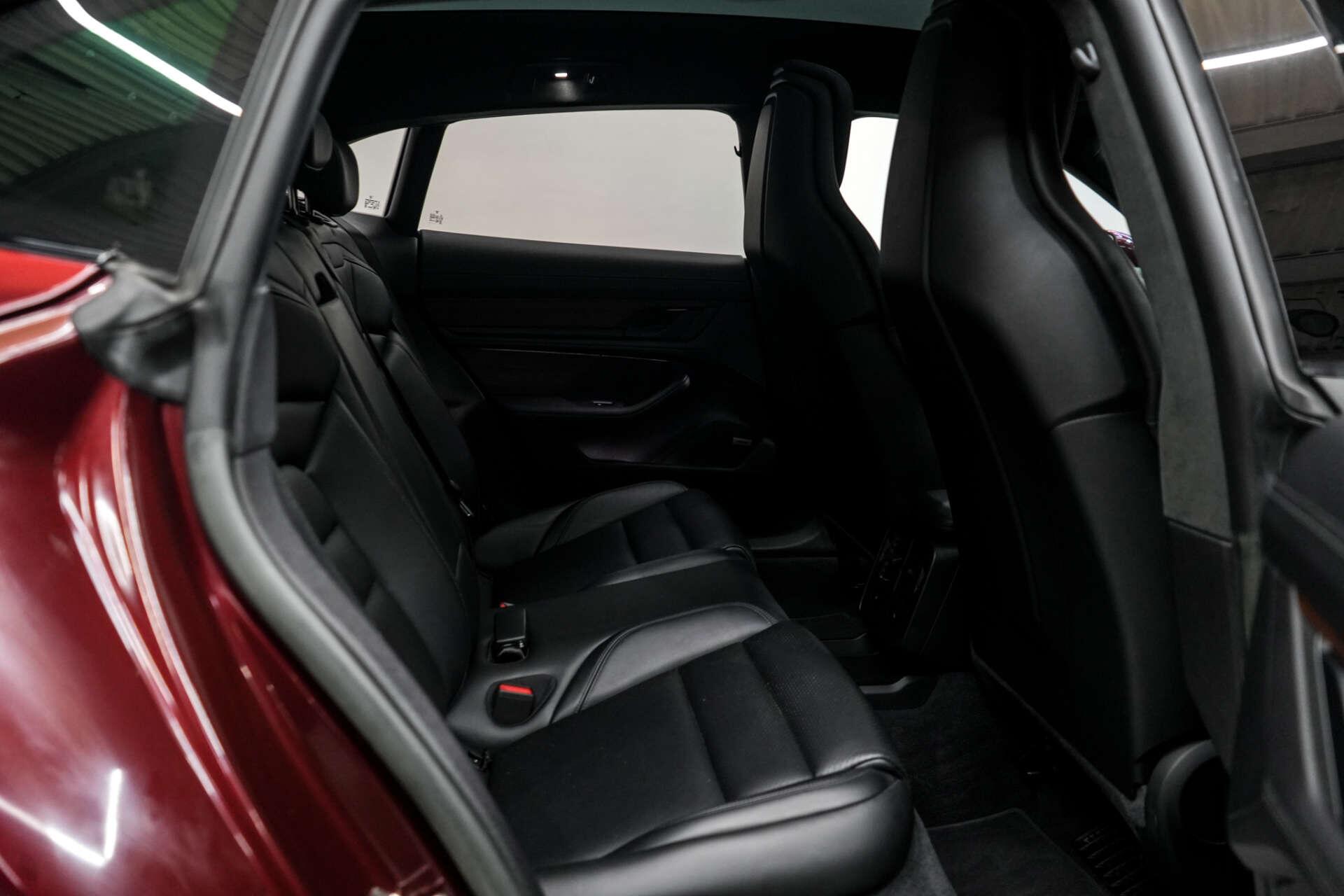 Porsche Taycan view 23