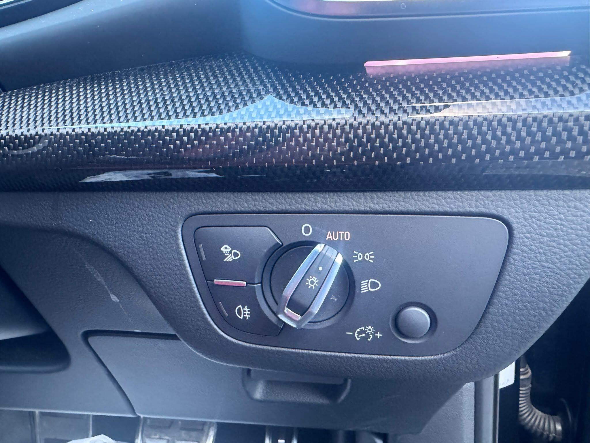 Audi SQ5 view 24
