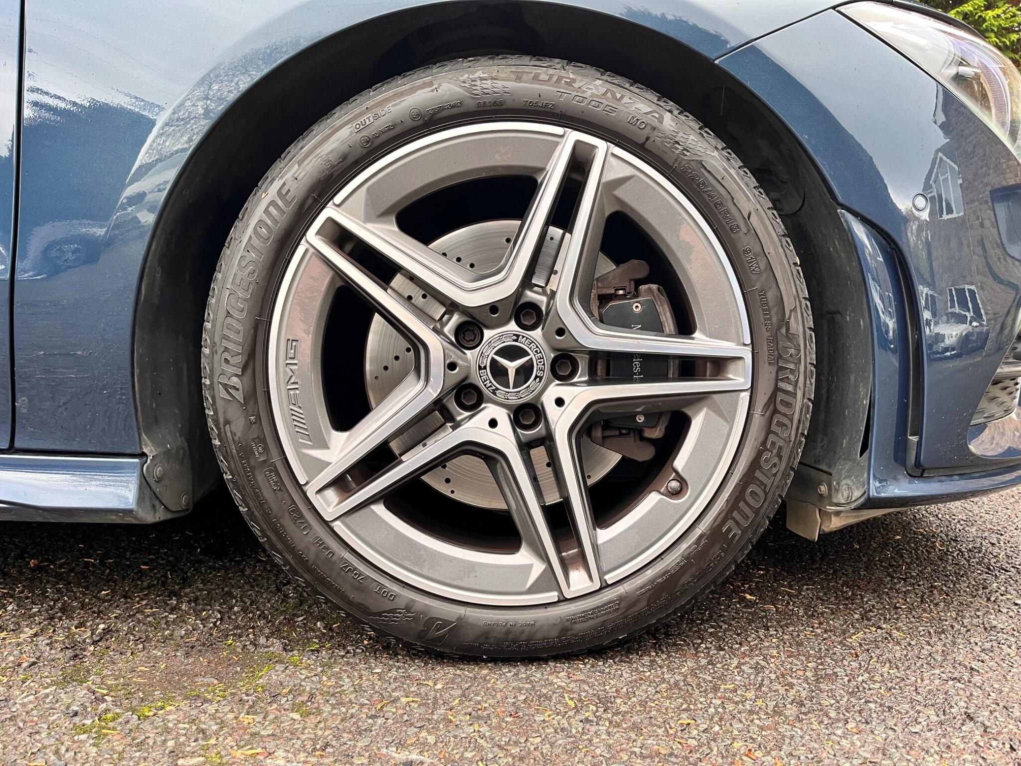Mercedes-Benz CLA view 42