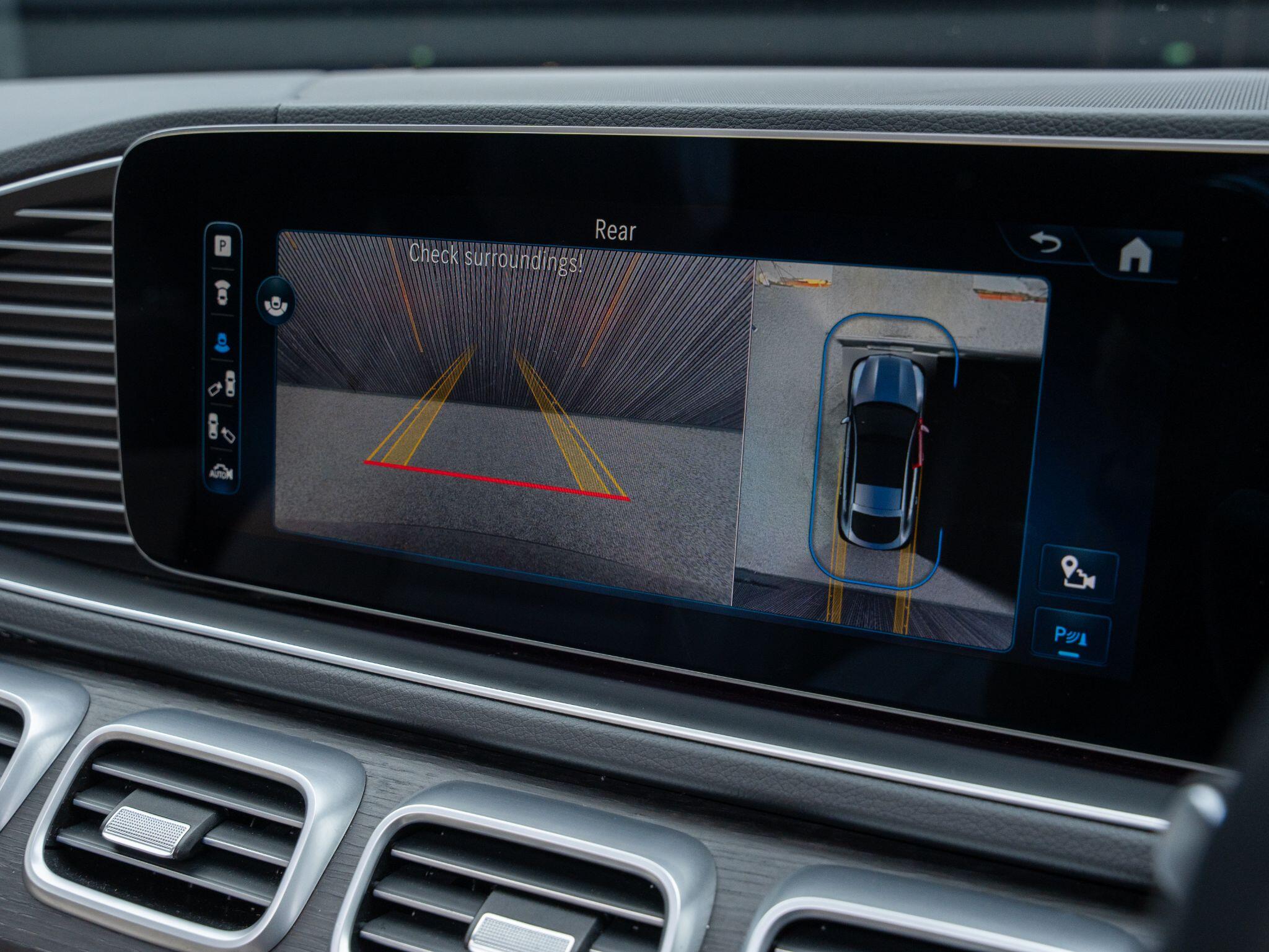 Mercedes-Benz GLE view 8
